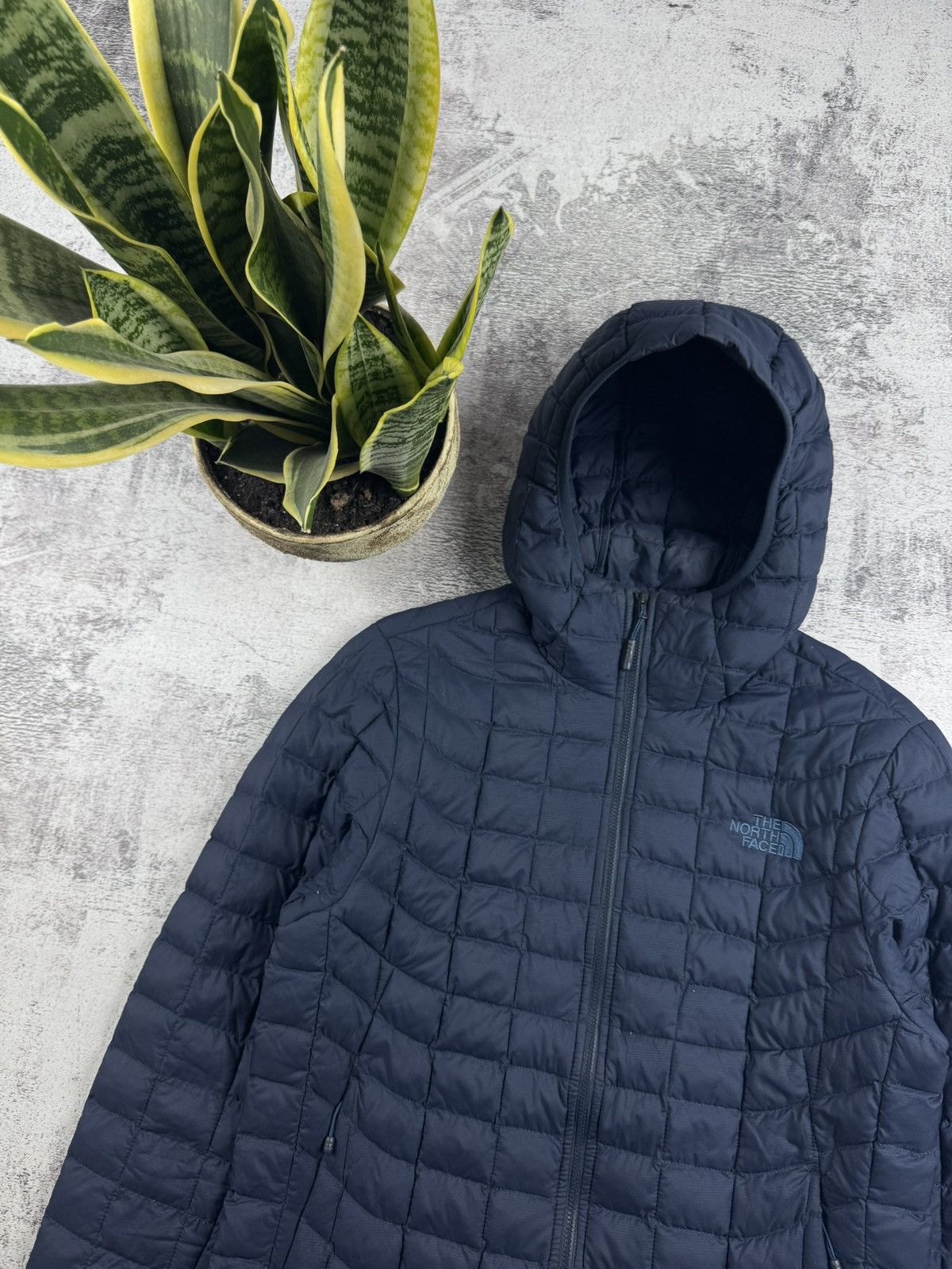 The North Face The North Face HyVent Thermoball Hoodie Puffer Down Jacket Size US S / EU 44-46 / 1 - 6 Thumbnail