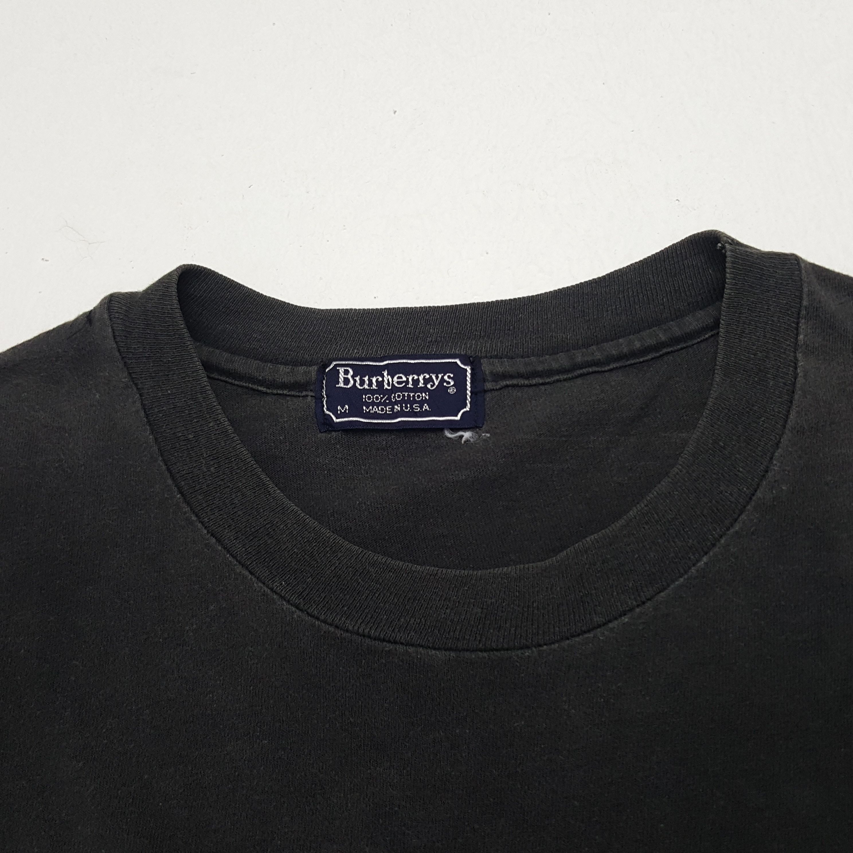 Burberry × Vintage Vintage Burberrys Spell Out Tshirt Size US M / EU 48-50 / 2 - 4 Thumbnail