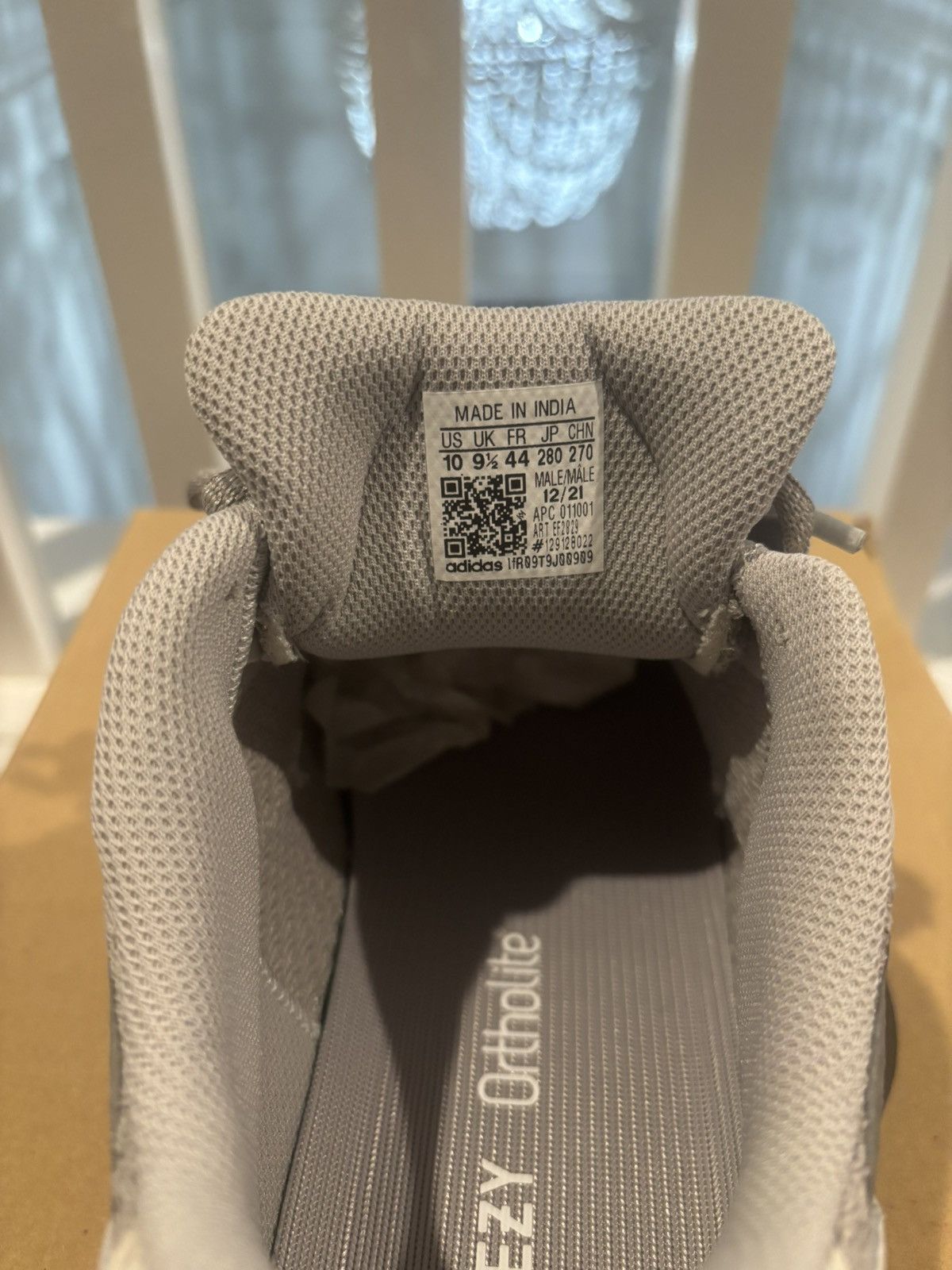 Yeezy FAST & FREE SHIP‼️ Yeezy 700 V2 Static Size US 10 / EU 43 - 6 Thumbnail