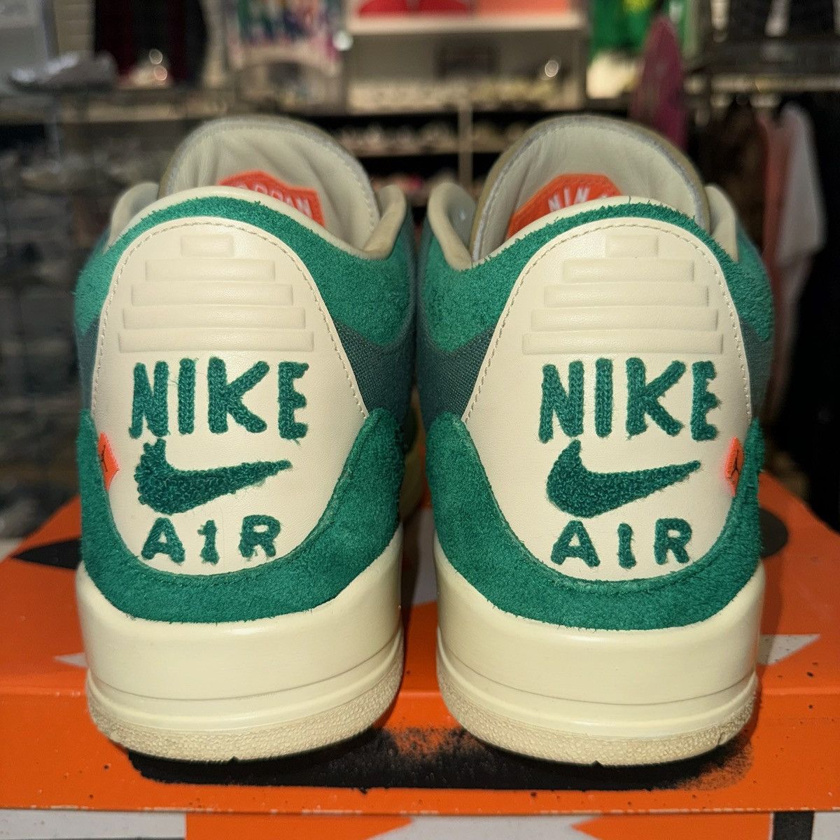 Jordan Brand Size 12M - Nina Chanel Abney x Air Jordan 3 Retro SP Size US 12 / EU 45 - 3 Thumbnail