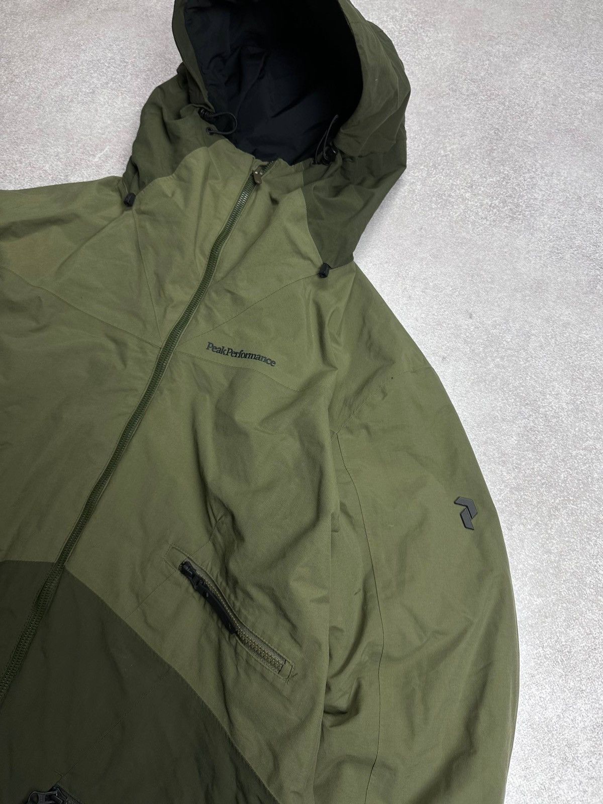 Peak Performance Peak Performance Recco Mens Ski Jacket Hipe Core+ XL Size US XL / EU 56 / 4 - 4 Thumbnail