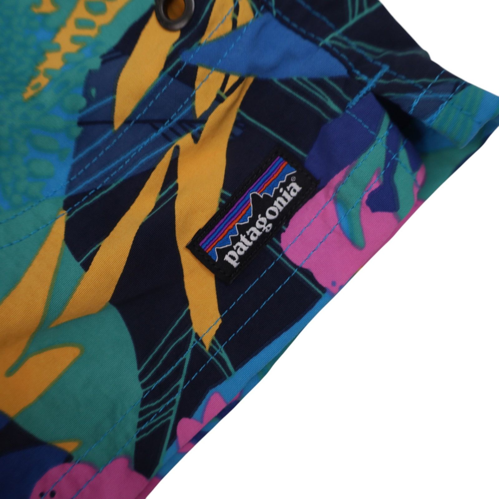 Patagonia Patagonia Vibrant Floral Print Casual Shorts Size 30" / US 8 / IT 44 - 3 Thumbnail