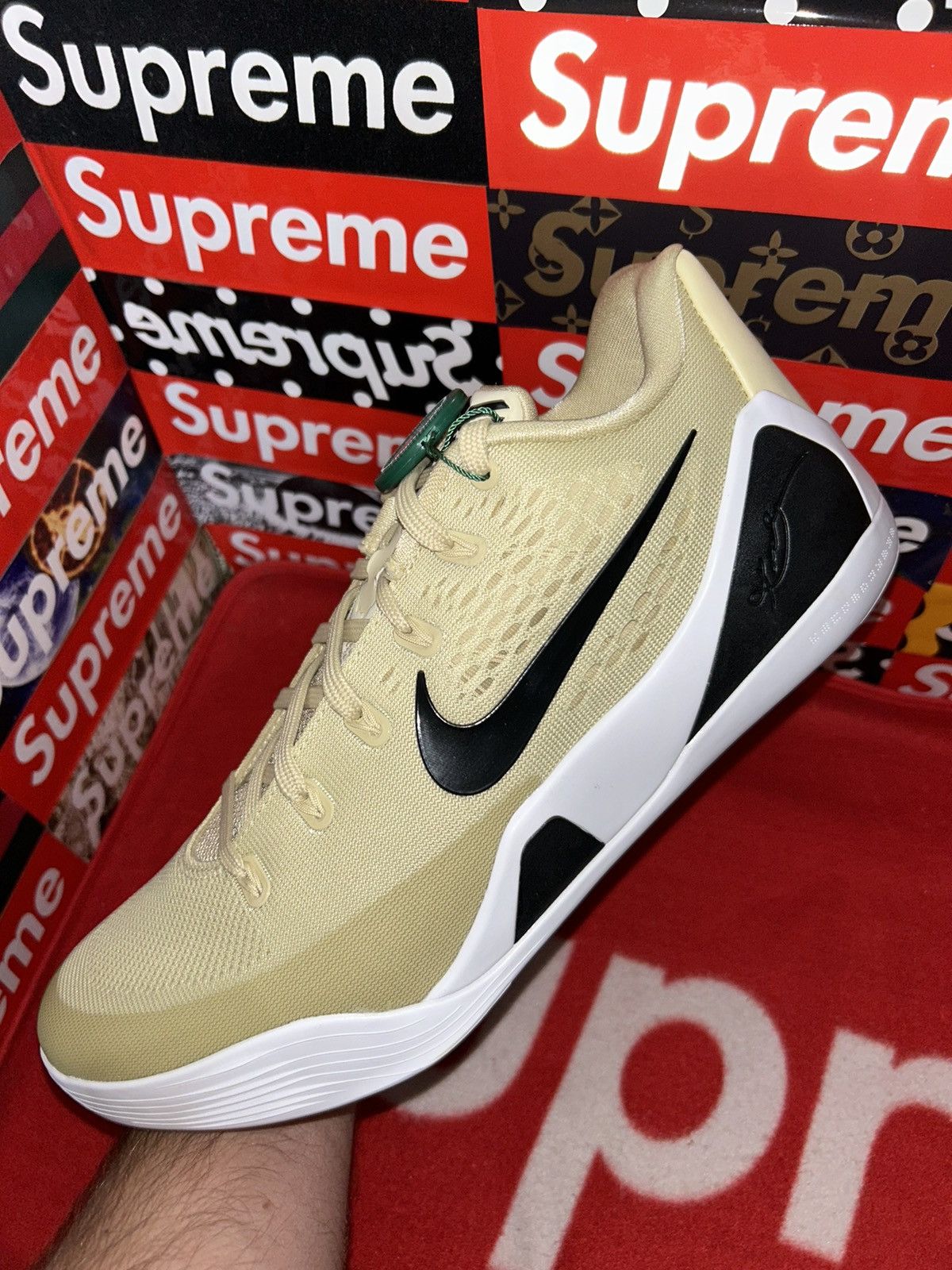 Nike Nike Kobe 9 Elite Low EM Protro TB Gold Black IH5095-700 M12 Size US 12 / EU 45 - 6 Thumbnail