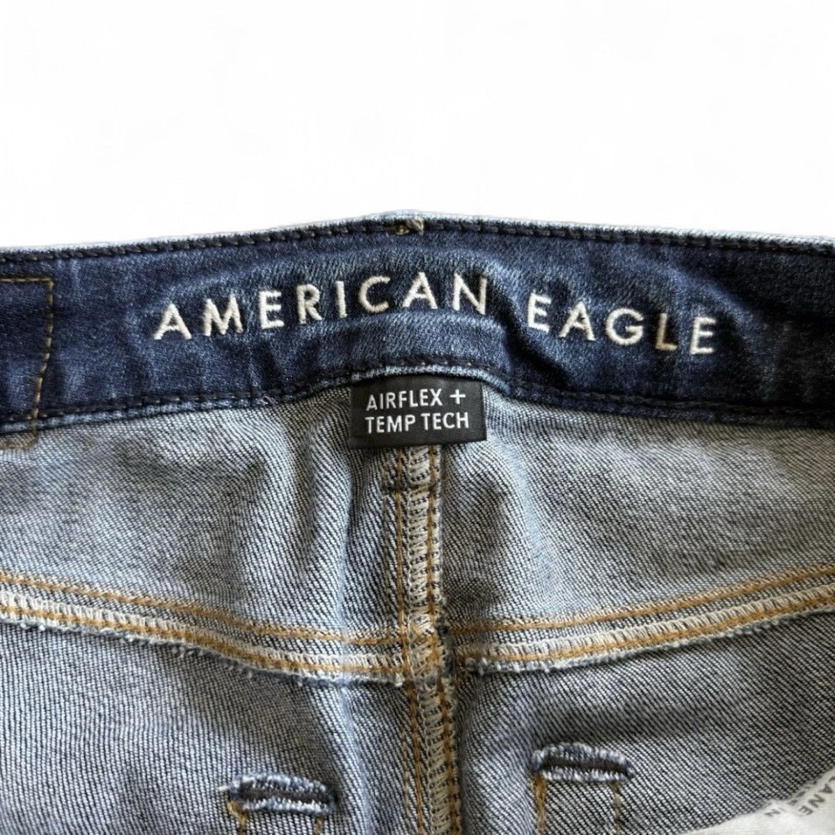 American Eagle Outfitters American Eagle AirFlex+ Temp Tech Slim Jeans Men W28 L32 Size US 28 / EU 44 - 2 Thumbnail