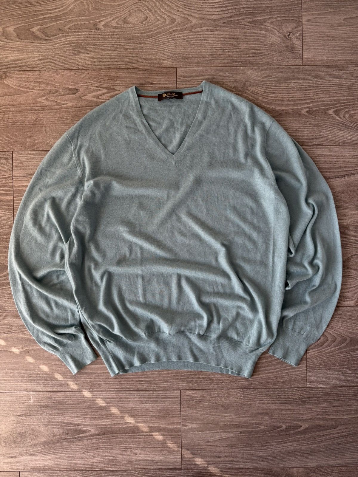Loro Piana Rare Loro Piana 100% Cashmere Made in Italy V Neck Sweater Size US L / EU 52-54 / 3 - 2 Thumbnail