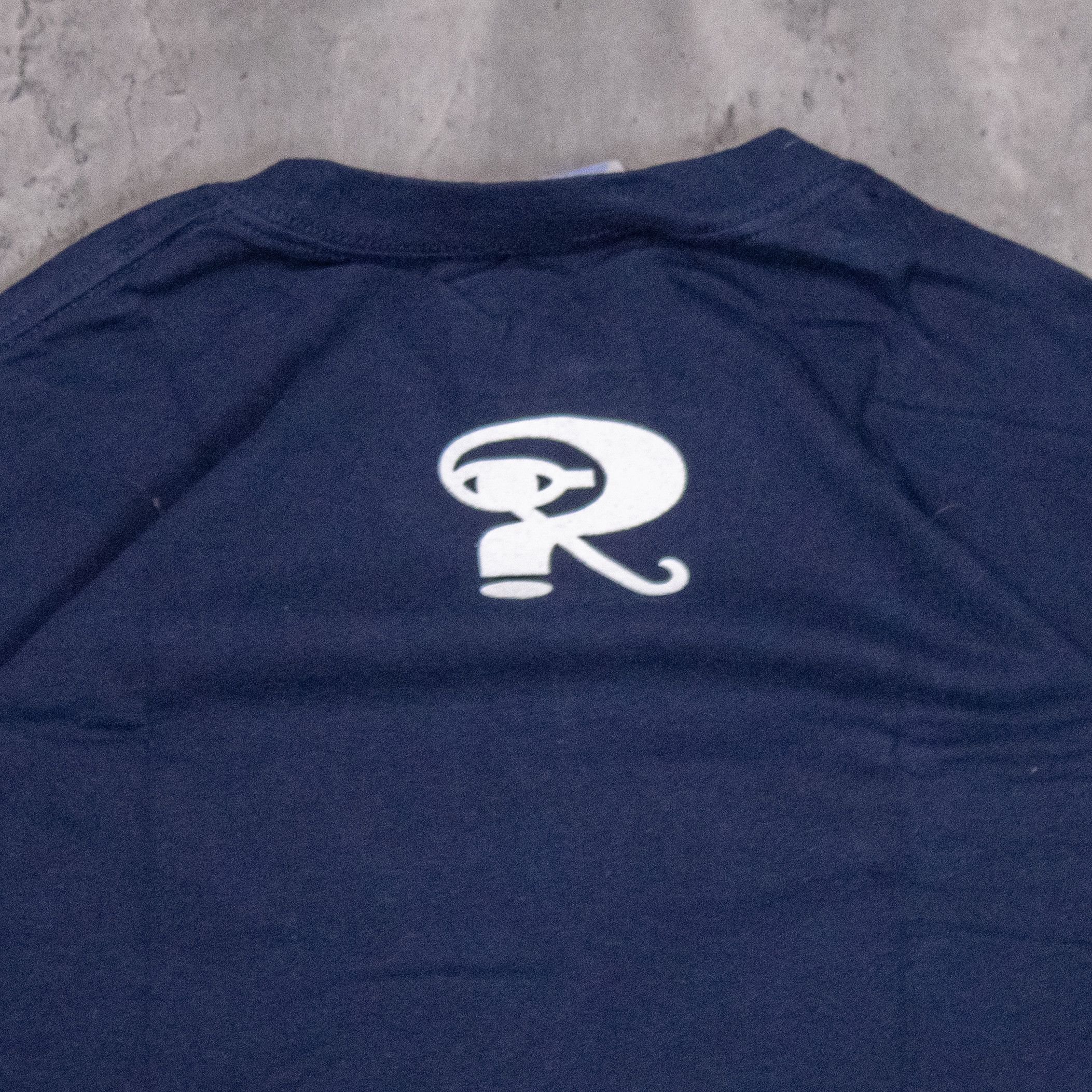 Band Tees × Gildan × Vintage Y2K 2005 Gildan Robbie Willams Intensive Care Double Stitch Navy Tee Size US M / EU 48-50 / 2 - 7 Thumbnail