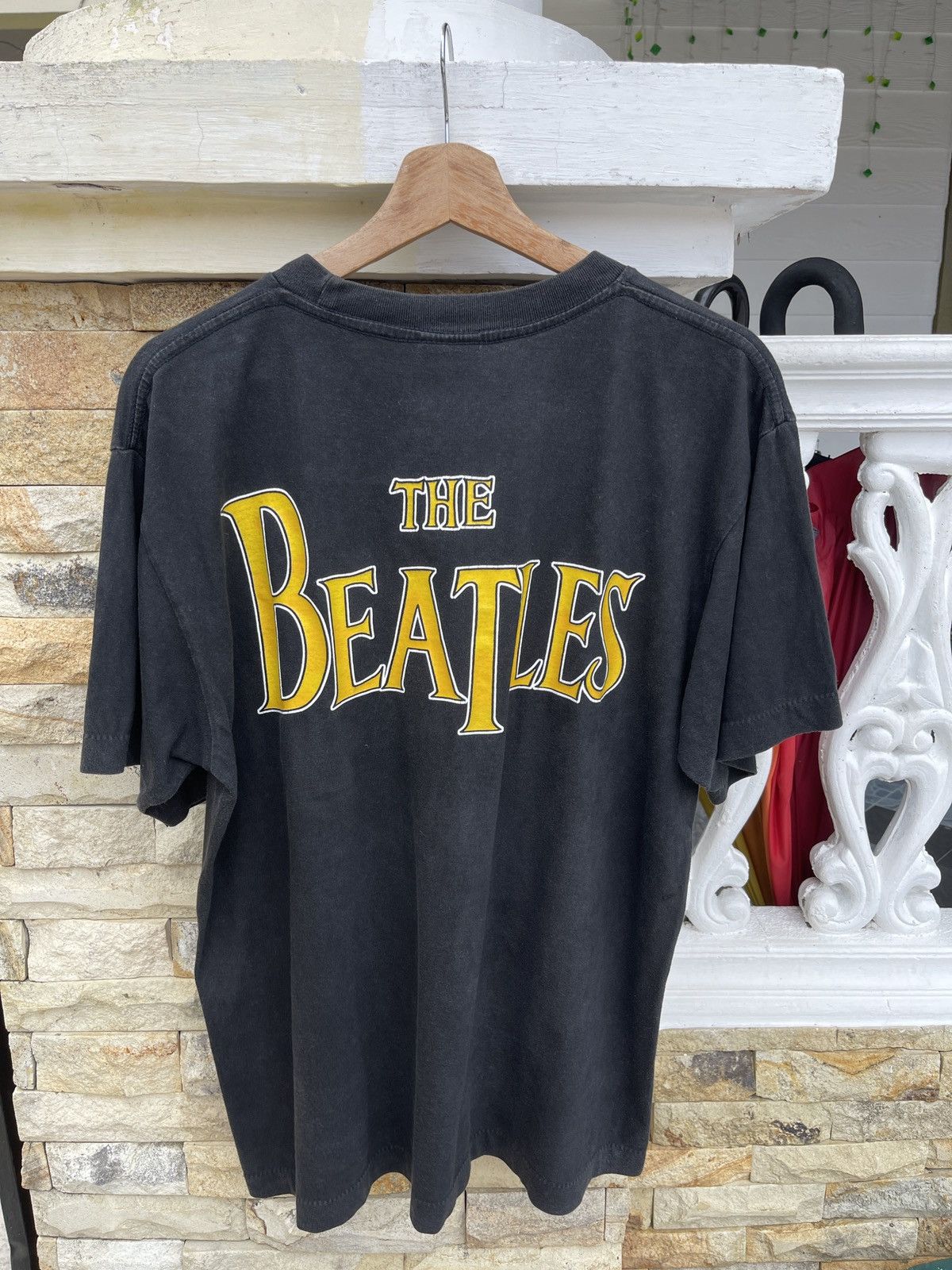 Band Tees Last Drop🔥Rare🔥Vintage 90s FADED The Beatles Bootleg T Shirt Size US L / EU 52-54 / 3 - 2 Thumbnail