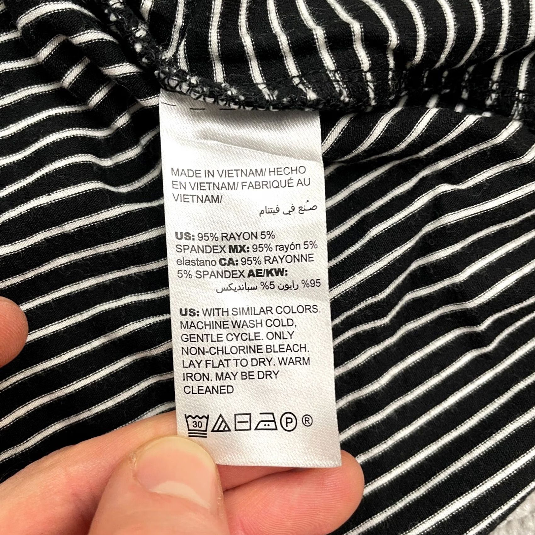 Vintage Chico's Shift T-Shirt Dress Womens 0 Black White Striped Long Sleeve Pockets Casual Shirt Dress Size XS / US 0-2 / IT 36-38 - 7 Thumbnail