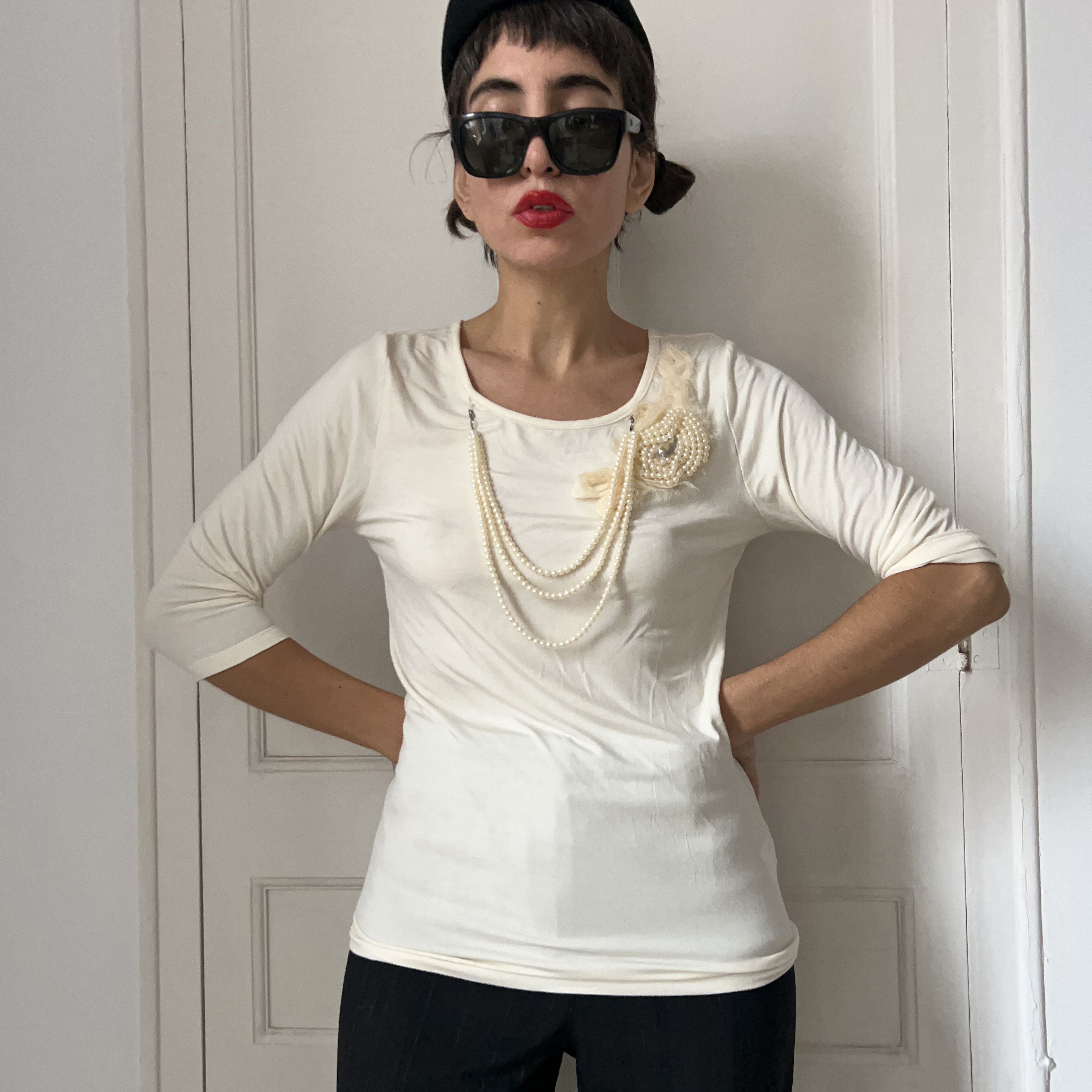 Vintage Vintage Y2K Pearl Applique Top Size M / US 6-8 / IT 42-44 - 4 Thumbnail