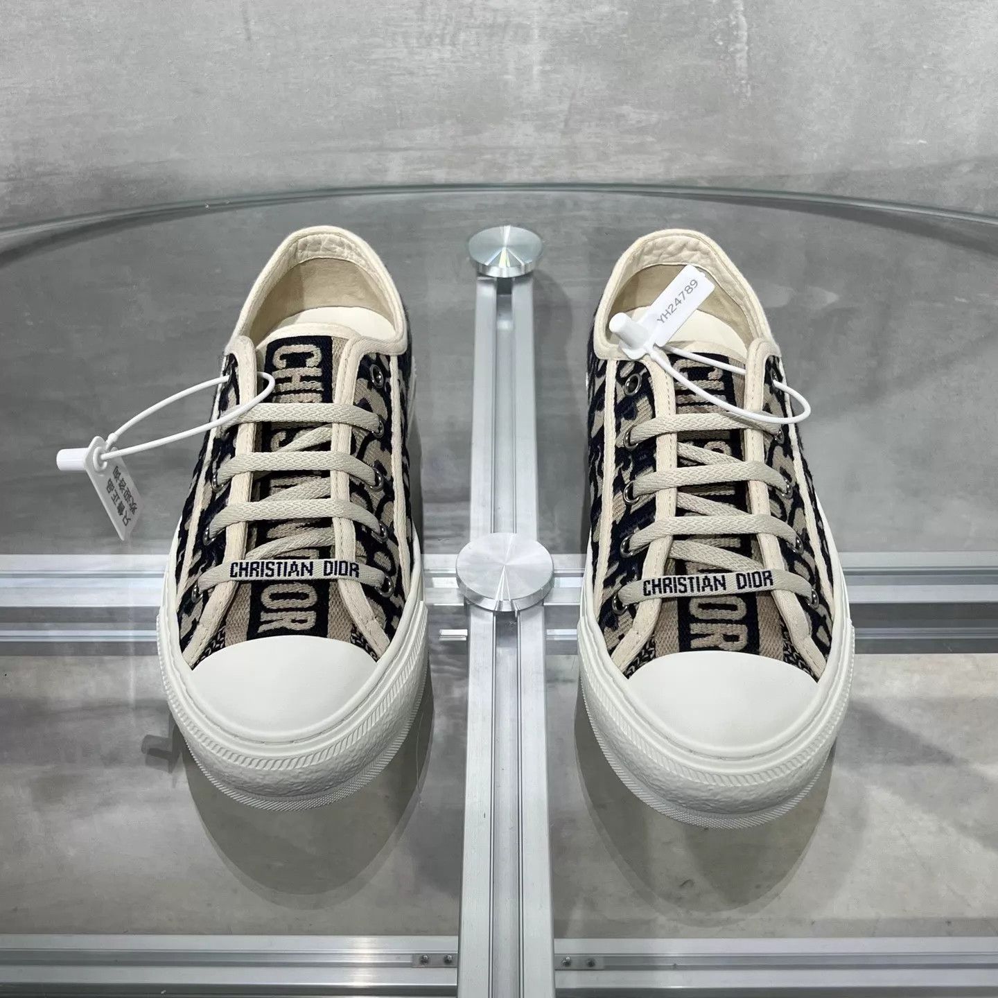 Dior Dior Walk'n'Dior Oblique all over print sneaker 37 Size US 6.5 / IT 36.5 - 1 Thumbnail