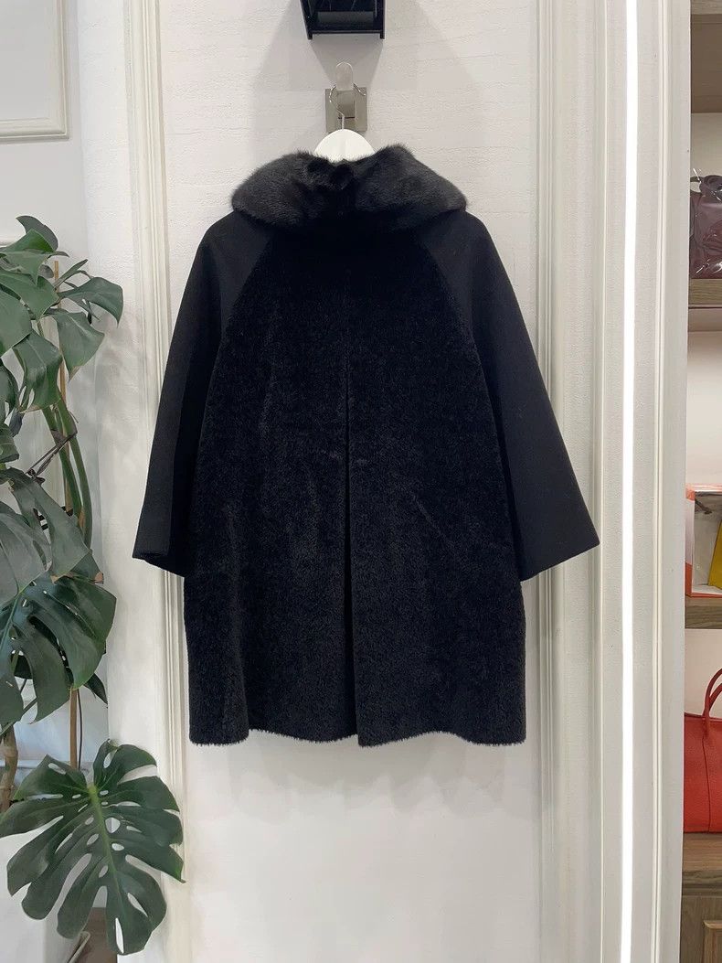 Max Mara Max Mara Black wool coat with bat sleeves Size S / US 4 / IT 40 - 2 Thumbnail