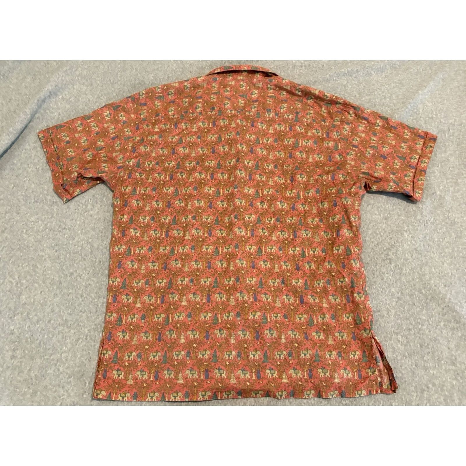 Tori Richard Tori Richard Button-Up Shirt Elephant Monkey Print Cotton Lawn Mens XL Multicolor Small Details: Short Sleeve, Button Closure, Regular Size Size US XL / EU 56 / 4 - 4 Thumbnail