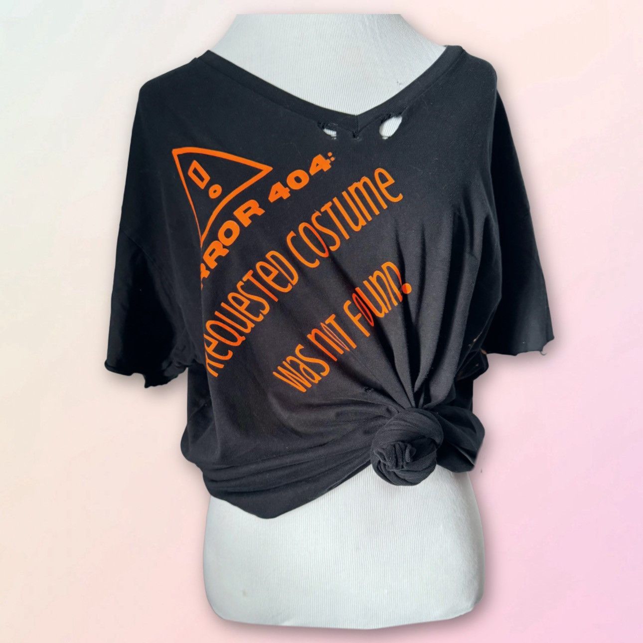 Calvin Klein ERROR, Costume Not Found, Neon, Distressed, Halloween Tee Size US XL / EU 56 / 4 - 2 Thumbnail