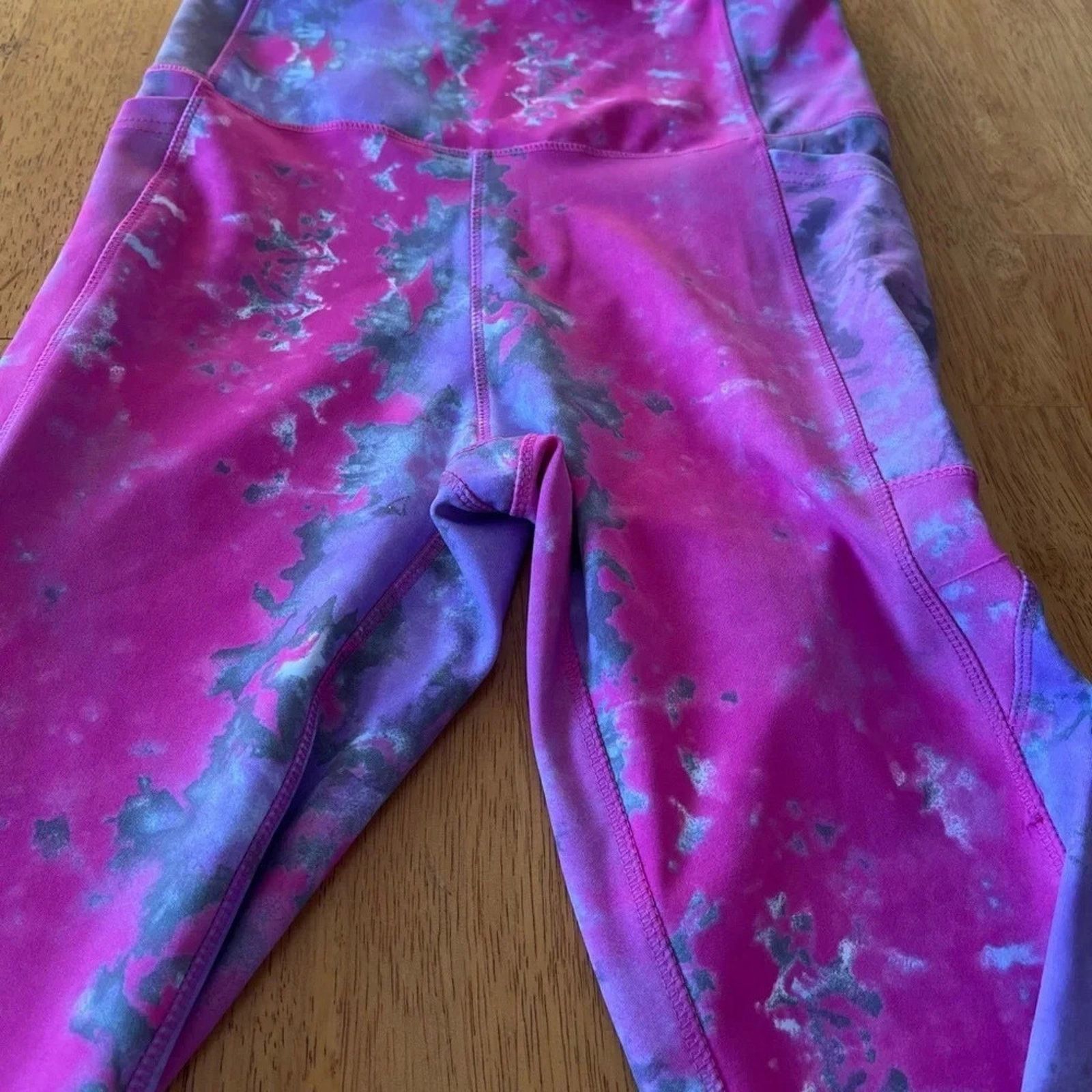 Nicole Miller Nicole Miller Harbor tie dyed high rise leggings, Size med Size 30" / US 8 / IT 44 - 4 Thumbnail