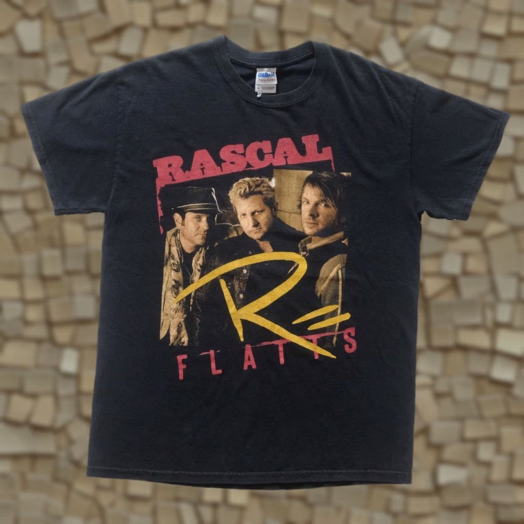 Gildan VINTAGE RASCAL FLATS ROCK MUSIC TOUR TEE BLACK T-SHIRT GILDAN MEN SZ M 90s Y2K RETRO Shirt Short Sleeve Crew Neck 2010s Vintage Licensed Apparel Size US M / EU 48-50 / 2 - 1 Thumbnail