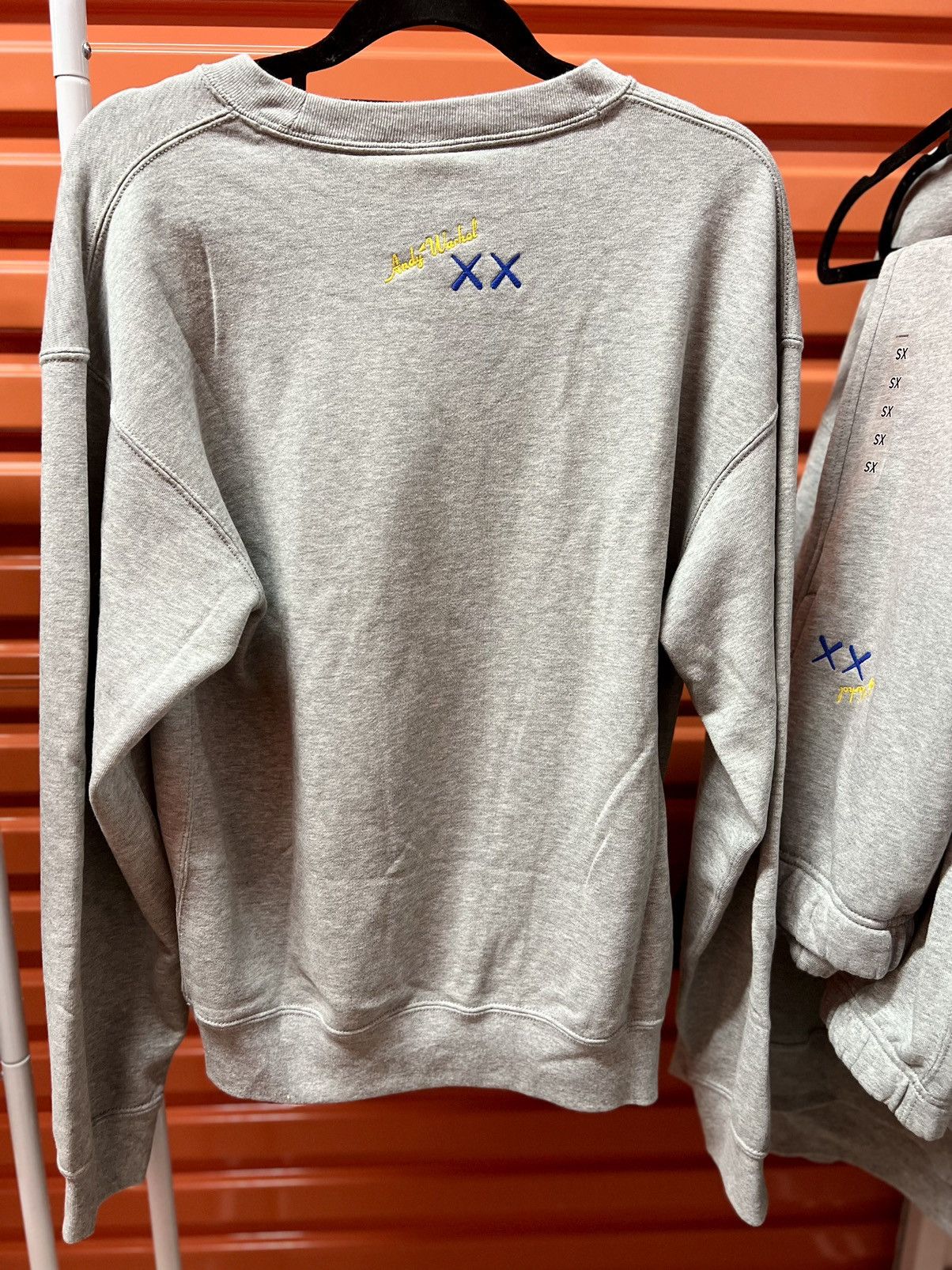 Kaws × Uniqlo Kaws Andy Warhol Uniqlo Grey Sweatshirt XL New DS Hoodie Size US XL / EU 56 / 4 - 7 Thumbnail