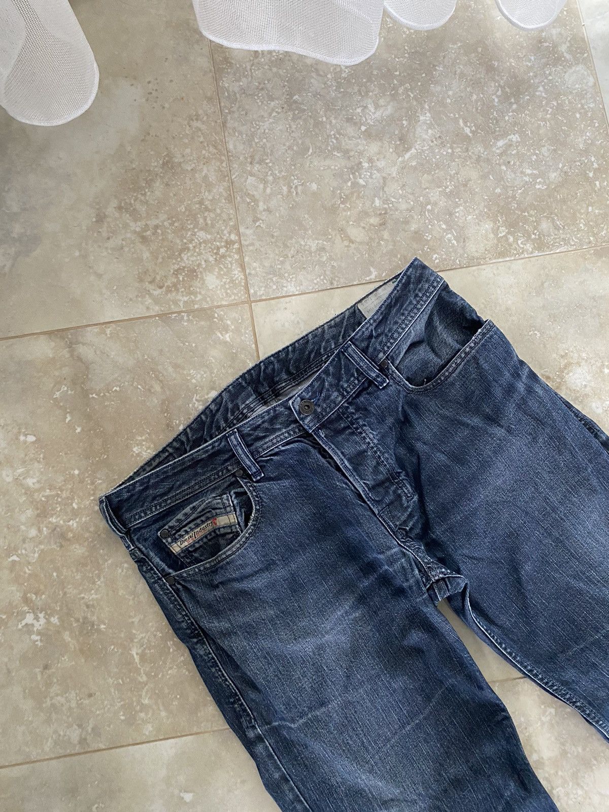 Diesel Diesel Faded Blue Jeans Straight Leg Vintage Denim Y2K Mini Size US 34 / EU 50 - 3 Thumbnail