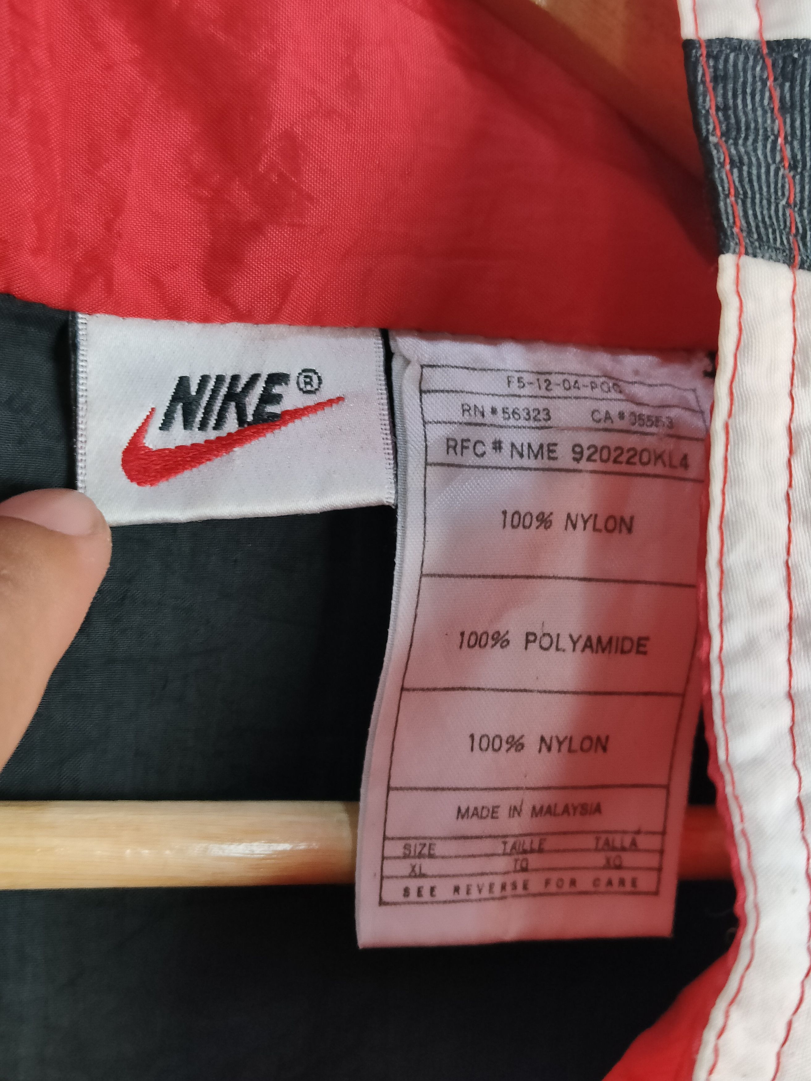Nike × Vintage Vintage 90s Nike Windbreaker Jacket Size US XL / EU 56 / 4 - 4 Thumbnail