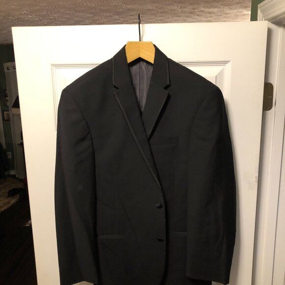 Calvin Klein Calvin Klein men's black 100%wool TUXEDO jacket size: 40R Size 40R - 2 Thumbnail