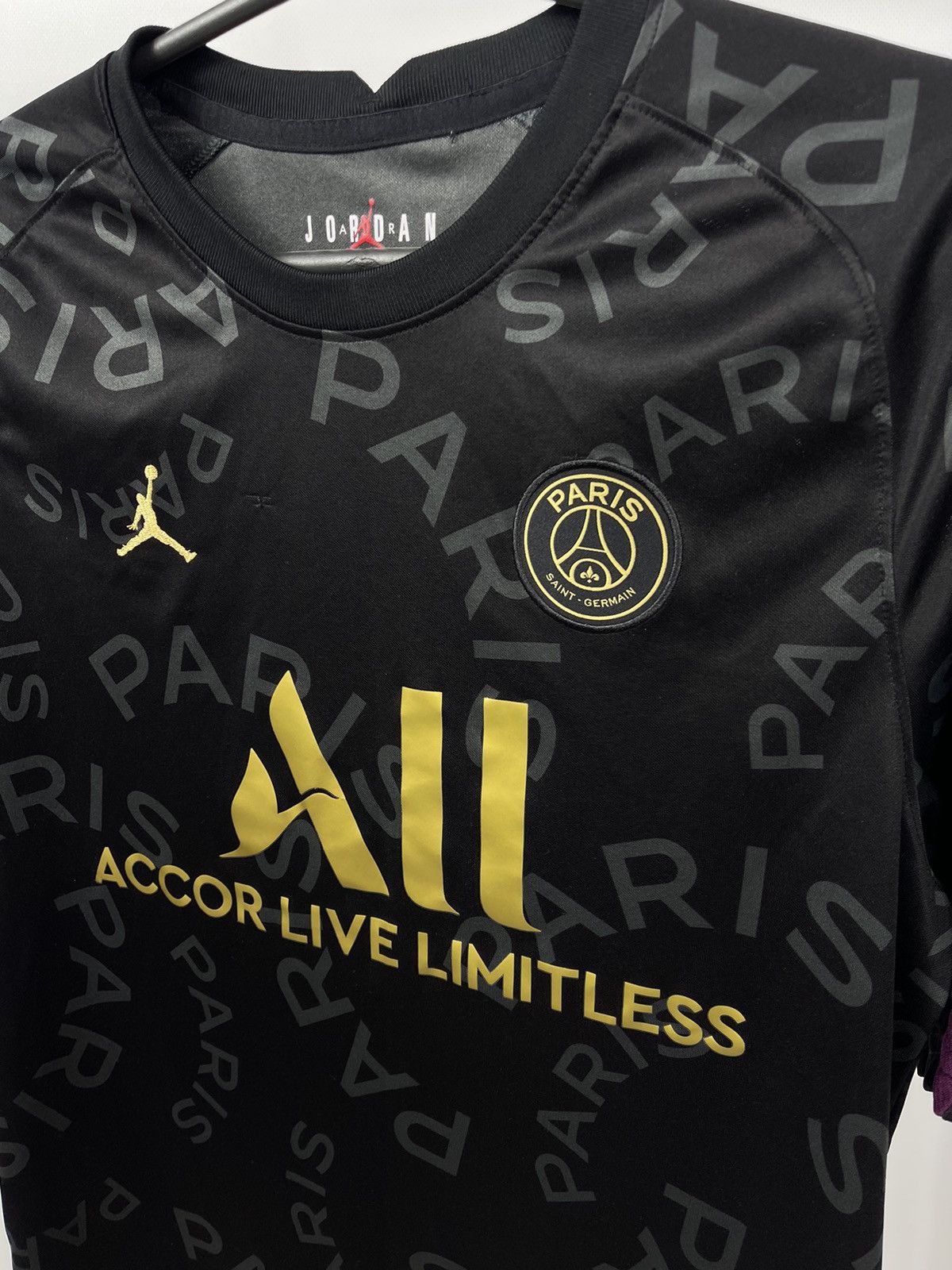 Nike PSG PARIS SAINT-GERMAIN 2020 2021 JERSEY Size M JORDAN Size US M / EU 48-50 / 2 - 3 Thumbnail