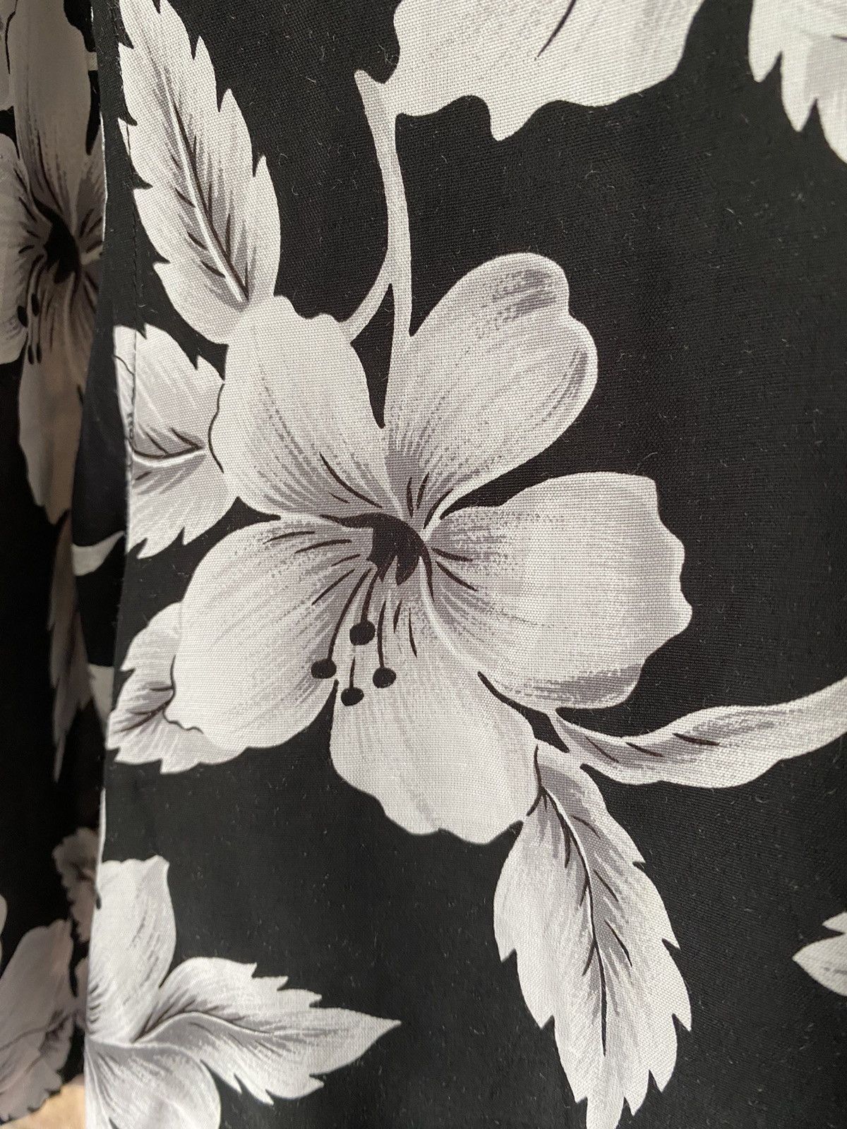 Comme Ca Ism 2000s Black floral 100% rayon Kenji Ito Comme Ca Collection Size US M / EU 48-50 / 2 - 6 Thumbnail