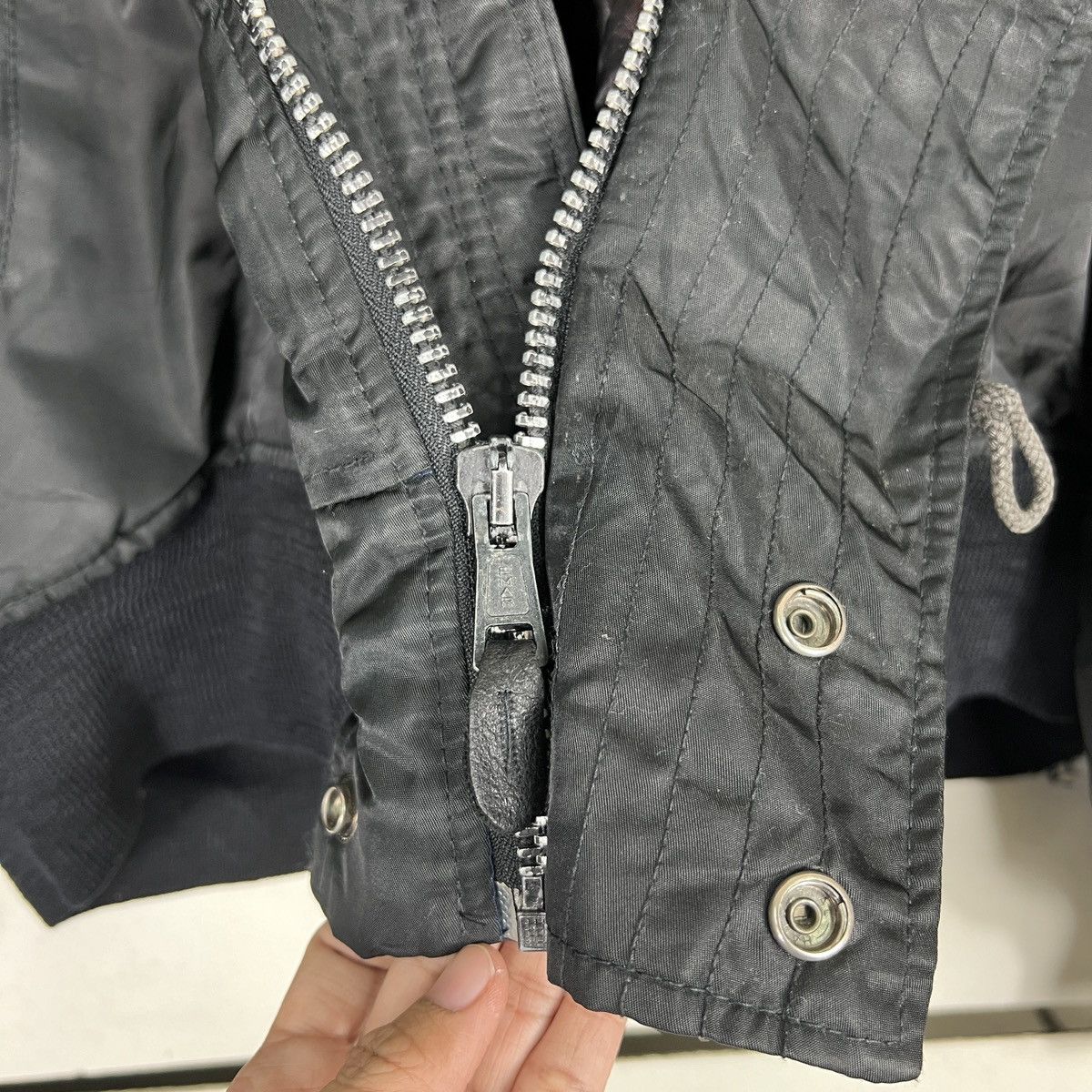 Avirex 🔥 VINTAGE AVIREX US AIR FORCE FUR HOODIE BOMBER JACKET Size US L / EU 52-54 / 3 - 16 Thumbnail