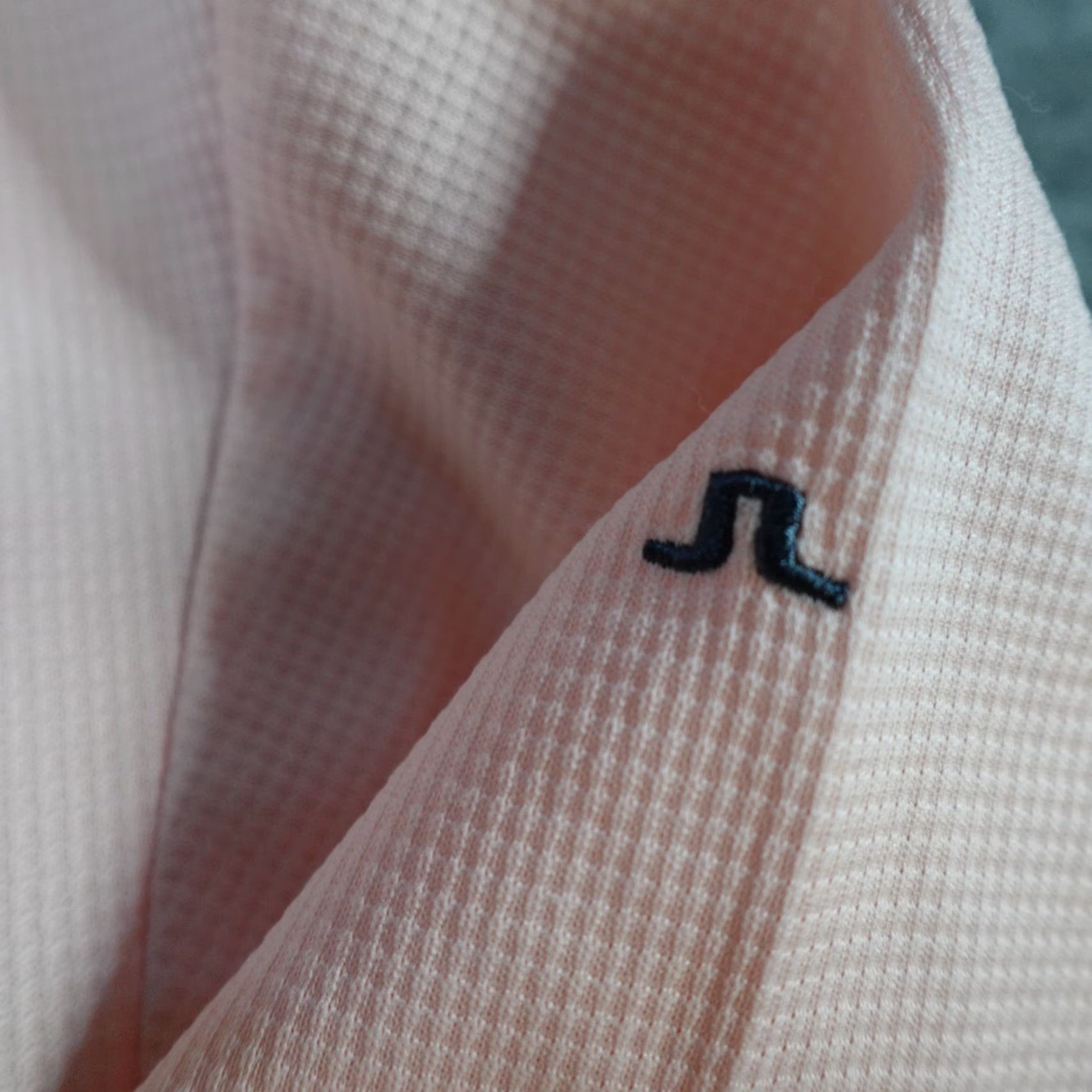 Lindbergh J. Lindberg Mens Polo Shirt L Pink Solid Performance Golf Embroidered Short Sleeve Collared Shirt Mens Size US L / EU 52-54 / 3 - 5 Thumbnail