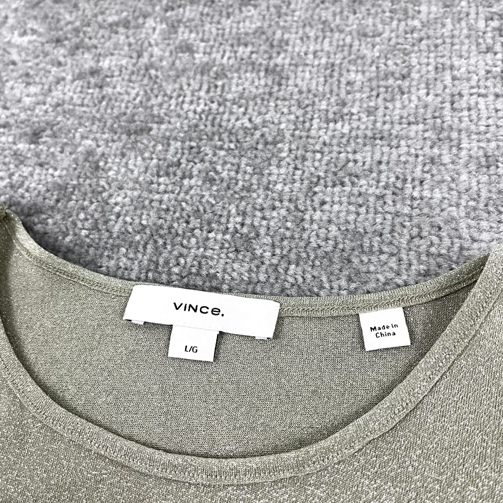 Vince VINCE Shirt Womens Large Shimmer Crew Neck Sheer Long Sleeve W/ Tank Top Set Size M / US 6-8 / IT 42-44 - 3 Thumbnail