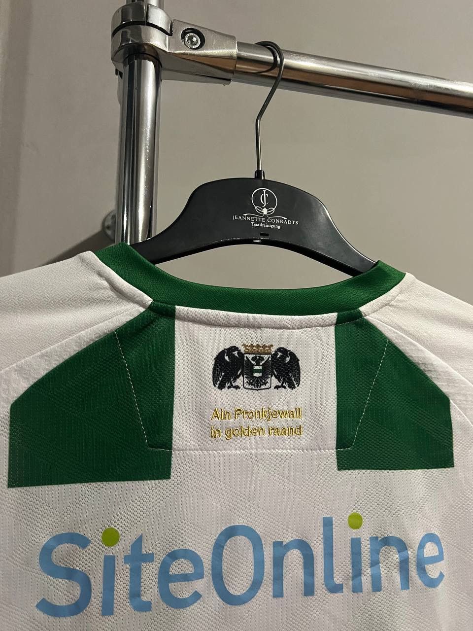 Sports Specialties SPECIAL 2021 FC GRONINGEN #10 MATCH WORN SOCCER JERSEY ROBEY Size US XL / EU 56 / 4 - 13 Thumbnail