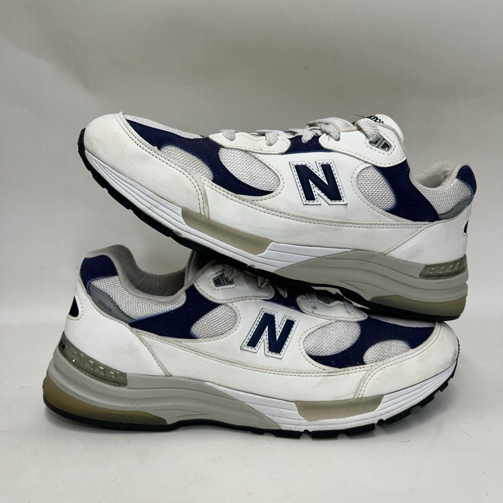 New Balance New Balance 992 Made in USA “White Navy” M992EC Size US 13 / EU 46 - 1 Thumbnail