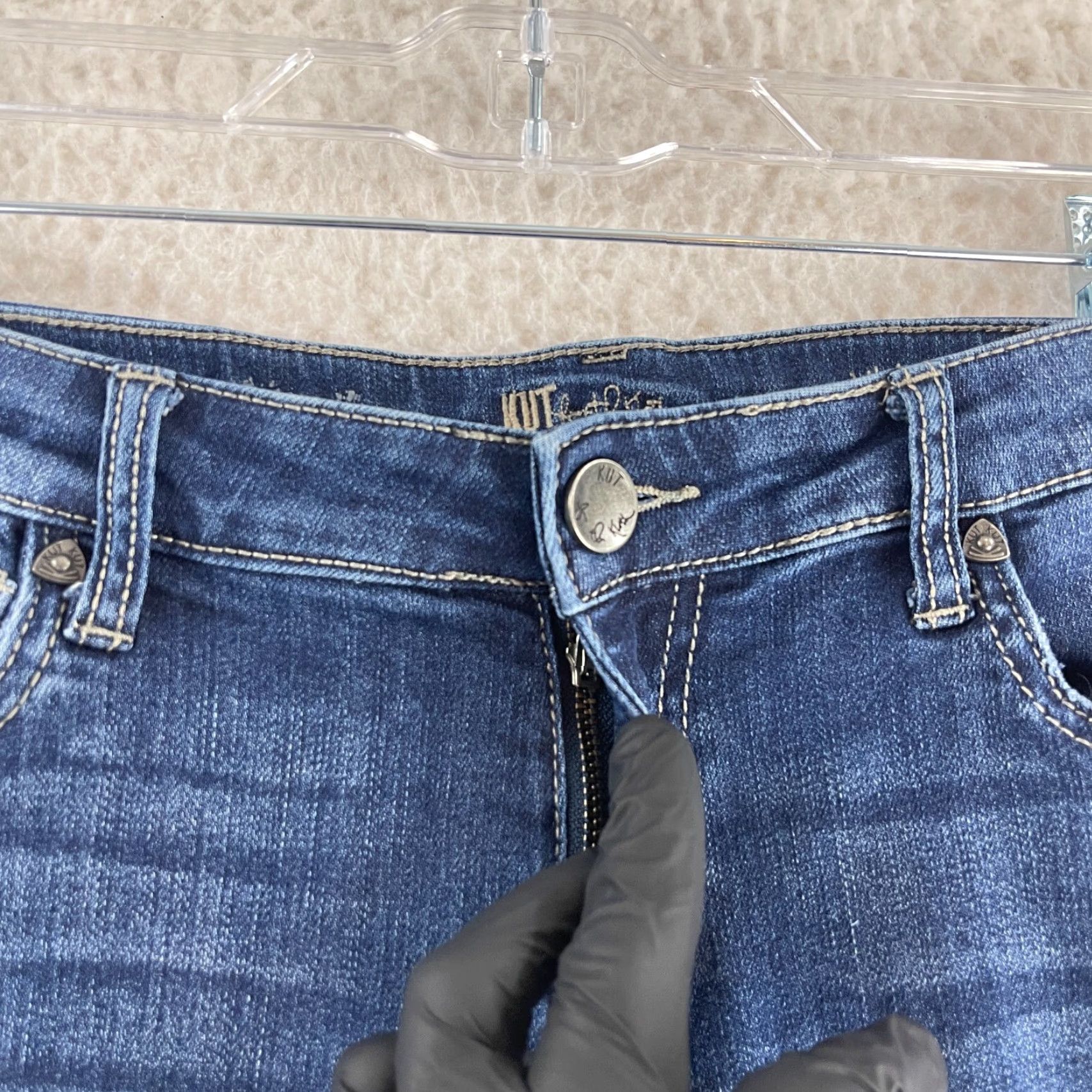 Vintage KUT from the Kloth Blue Denim Skinny Jeans Womens Size 2 Casual Low-Rise 5-Pocket Stretch Regular Inseam 28" Refined/Boho City Style Size 26" / US 2 / IT 38 - 5 Thumbnail