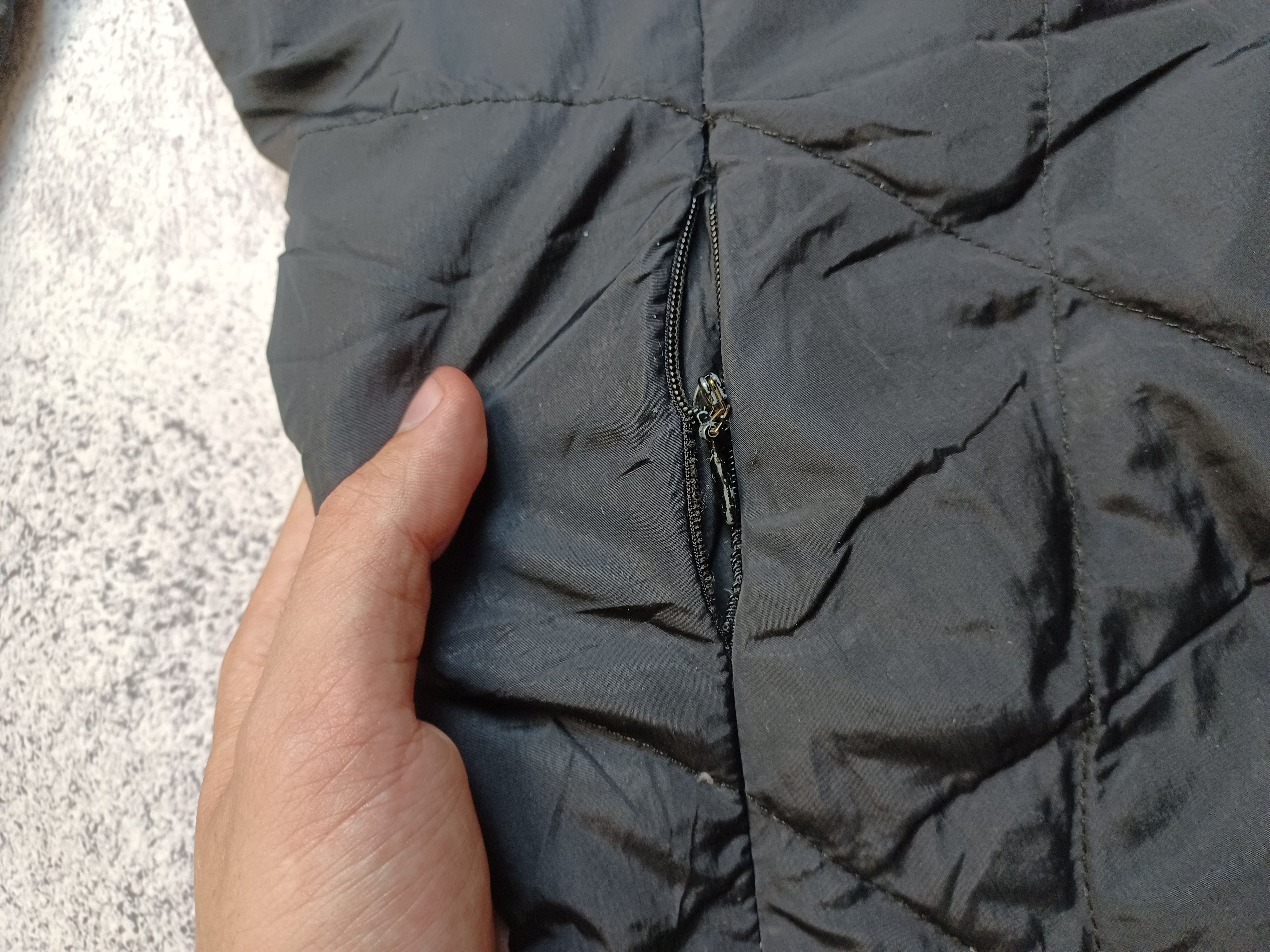 Moncler × Vintage Vintage Moncler Puffer Jacket Size M / US 6-8 / IT 42-44 - 11 Thumbnail