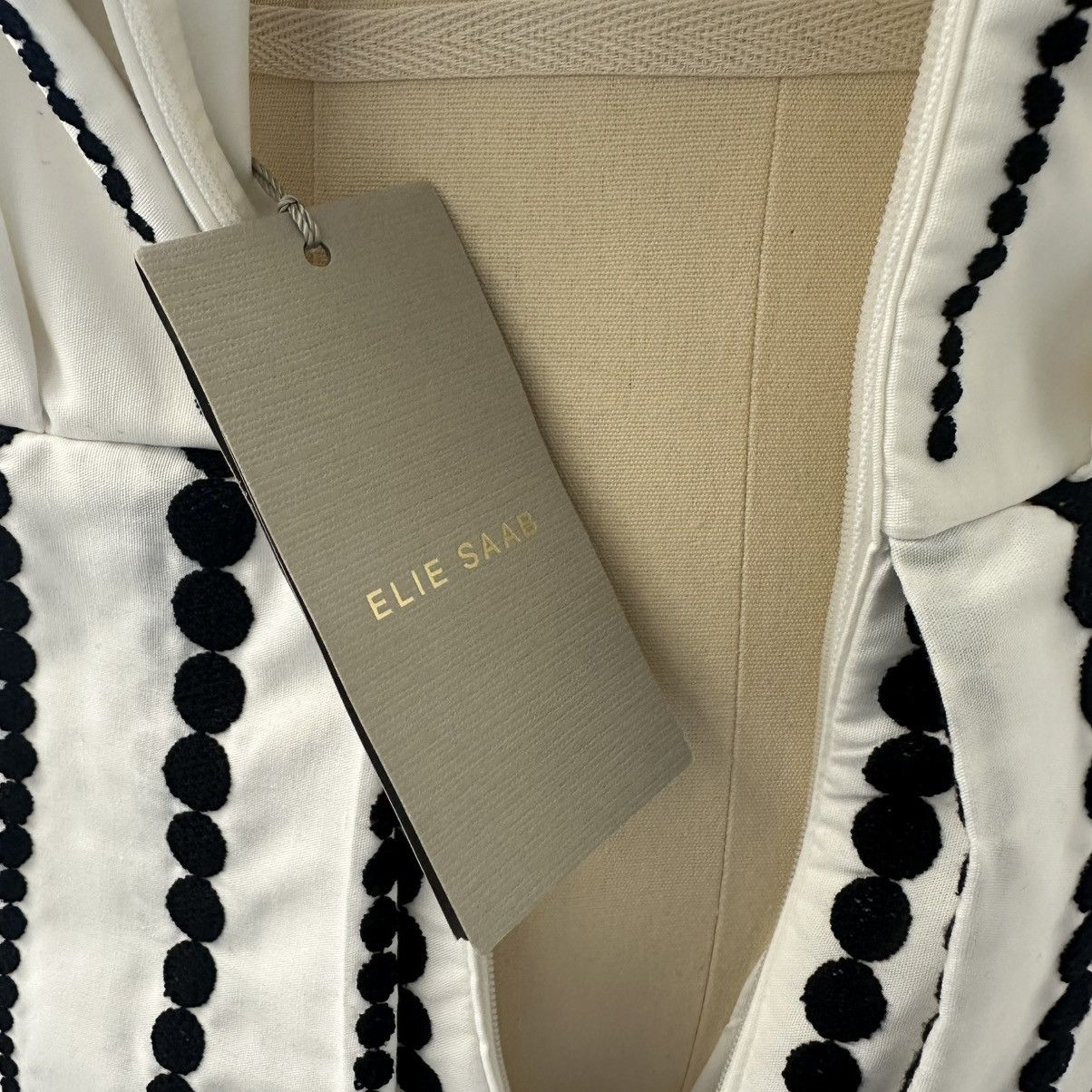 Elie Saab Elie Saab Moon Embroidered Poplin Dress In White And Black Size M / US 6-8 / IT 42-44 - 13 Thumbnail