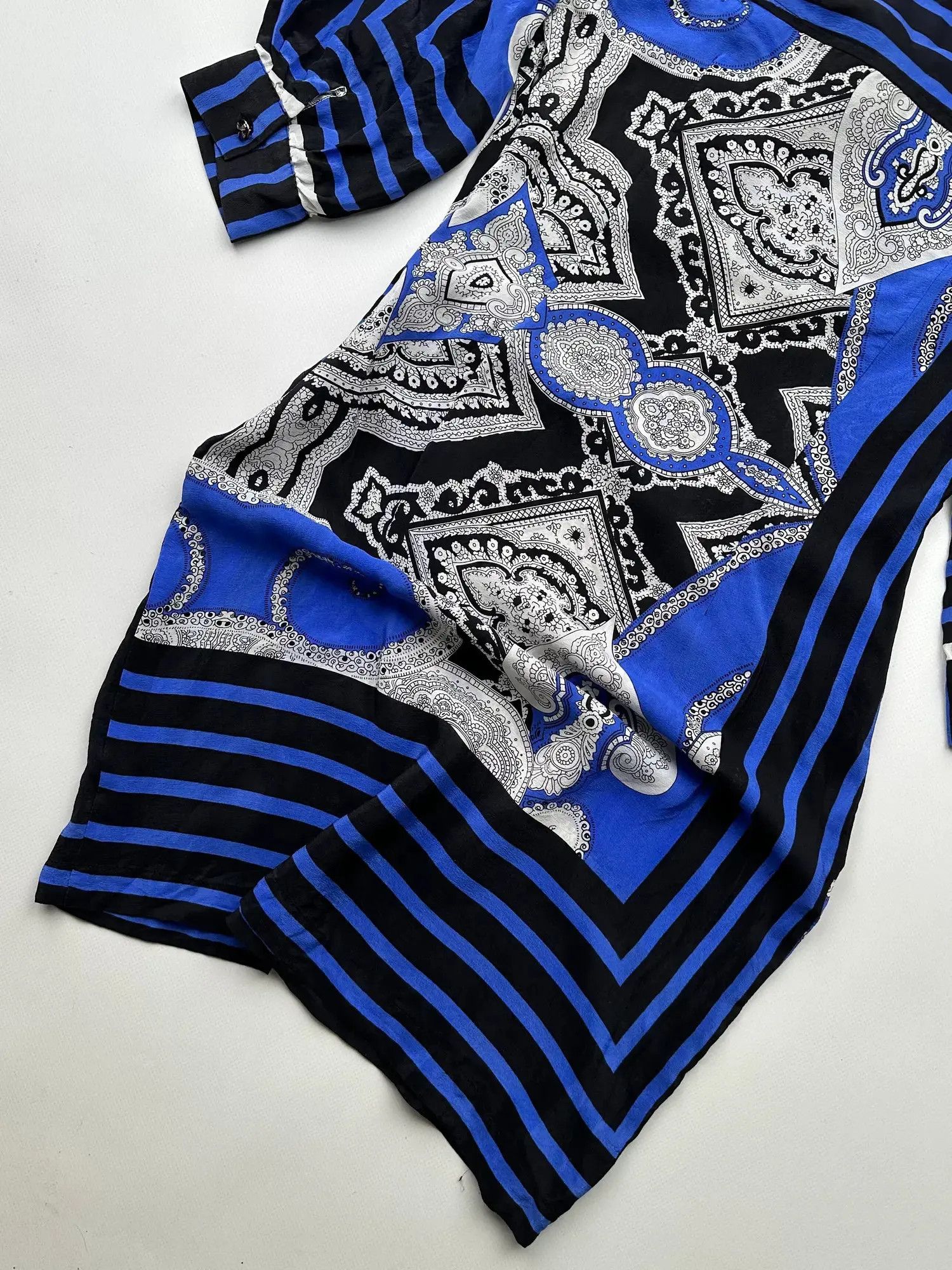 Just Cavalli Class Roberto Cavalli Vintage Printed Dress (367) Size S / US 4 / IT 40 - 10 Thumbnail