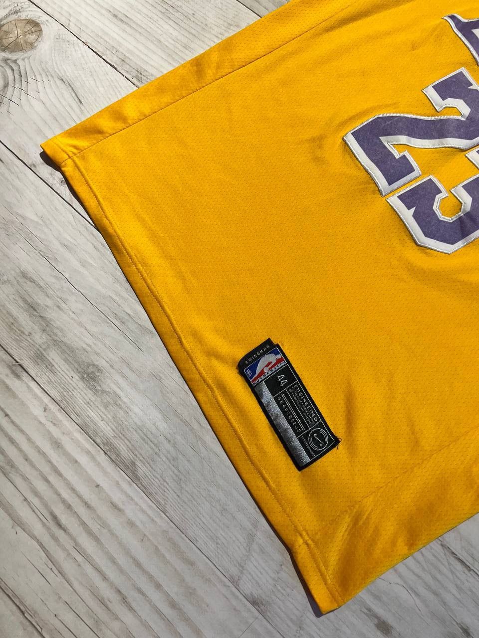 Nike Nike Los Angeles Lakers LeBron James #23 NBA Jersey Size US M / EU 48-50 / 2 - 8 Thumbnail