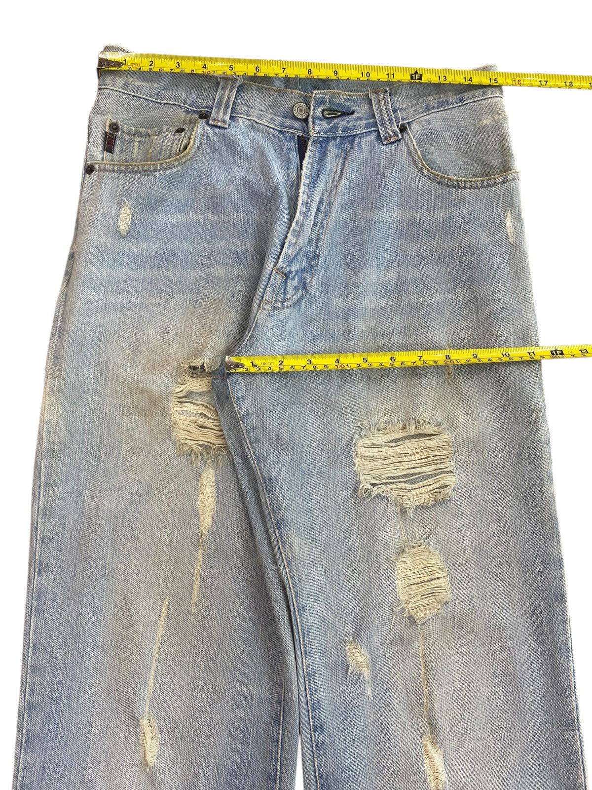 Abercrombie & Fitch Abercrombie & Fitch Light Blue Wash Style Distressed Jeans Size US 30 / EU 46 - 5 Thumbnail