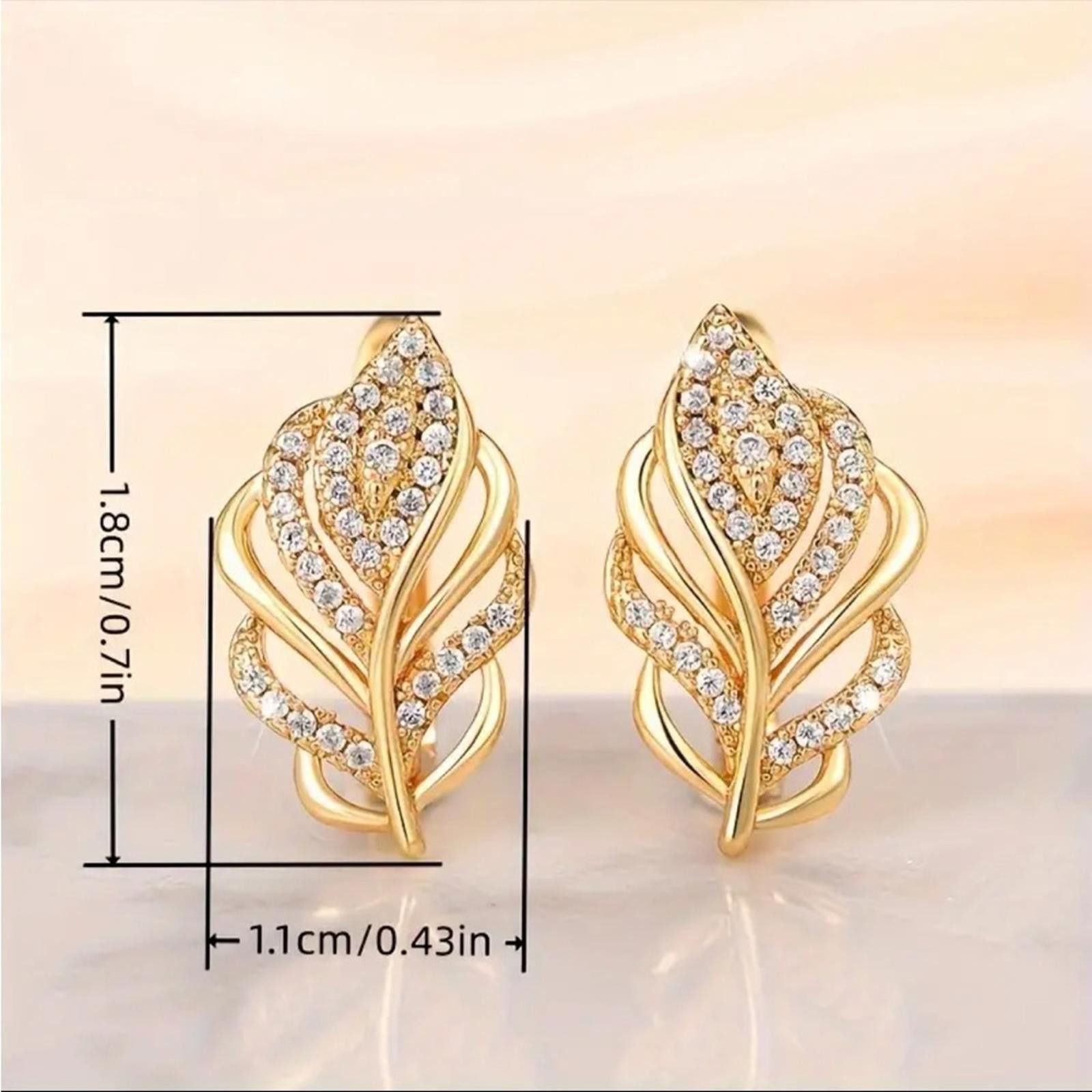 Designer Luxurious Gold Plated Hoop Earrings Women Zirconia Jewelry Size ONE SIZE - 4 Thumbnail