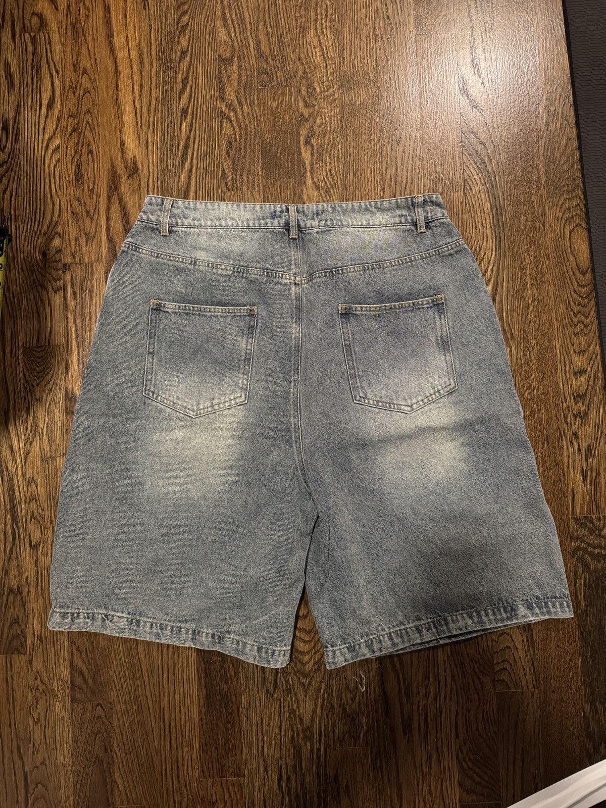 Vale Vale Lives College Denim Shorts Size US 32 / EU 48 - 2 Thumbnail