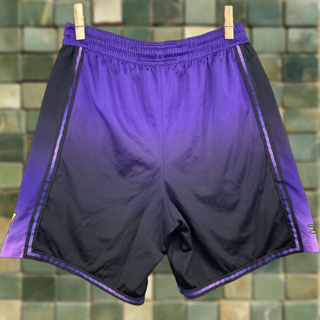 Nike NBA Basketball Shorts Men's 42 Los Angeles Lakers Sportswear Streetwear 90s