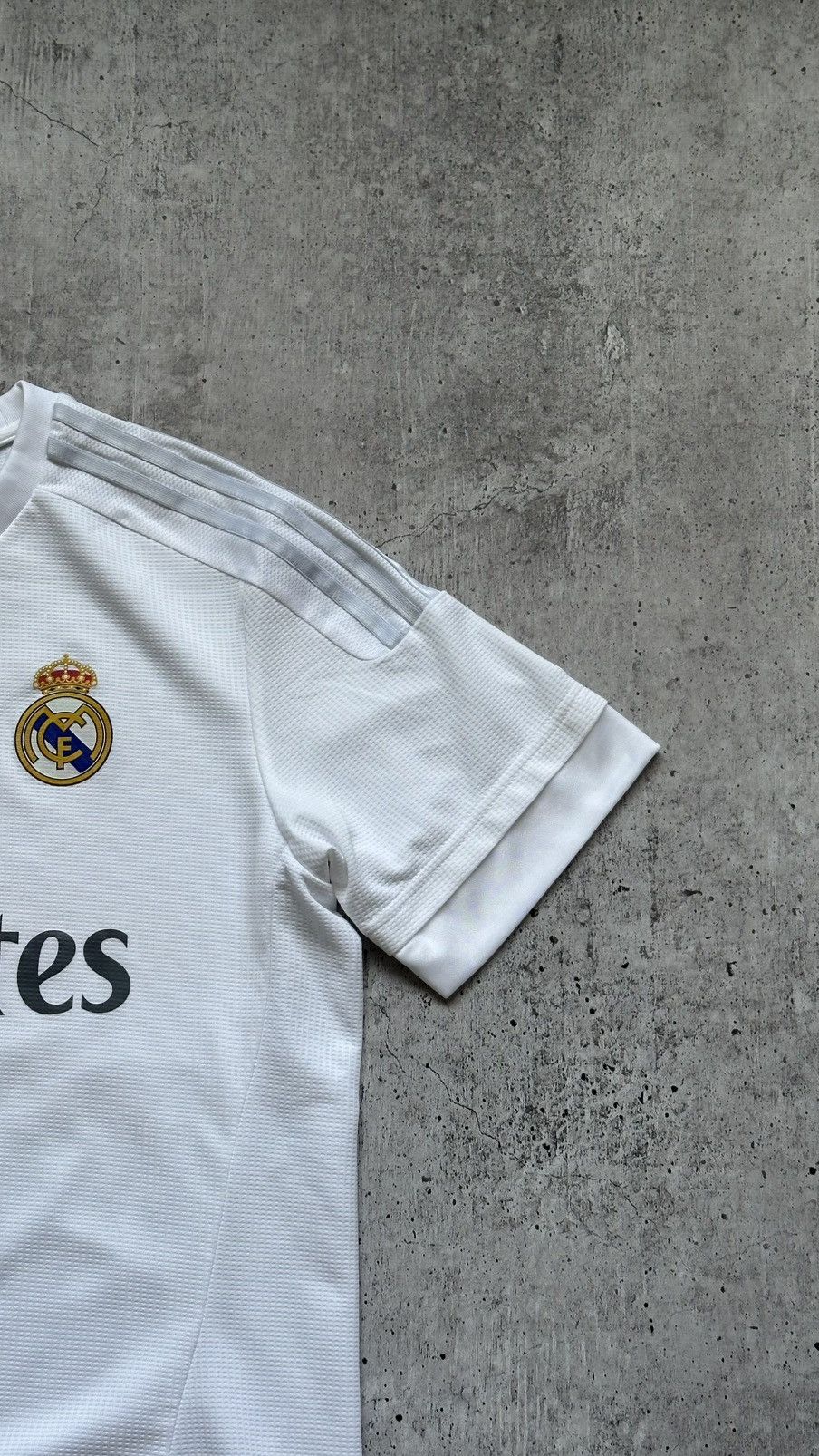 Adidas 2015/16 Adidas Real Madrid Home Soccer Jersey Size US L / EU 52-54 / 3 - 2 Thumbnail