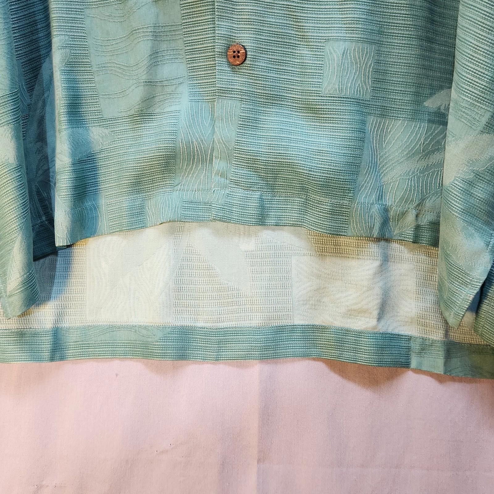 Tommy Bahama Tommy Bahama Green Silk Floral Hawaiian Shirt Size Large Size US L / EU 52-54 / 3 - 4 Thumbnail