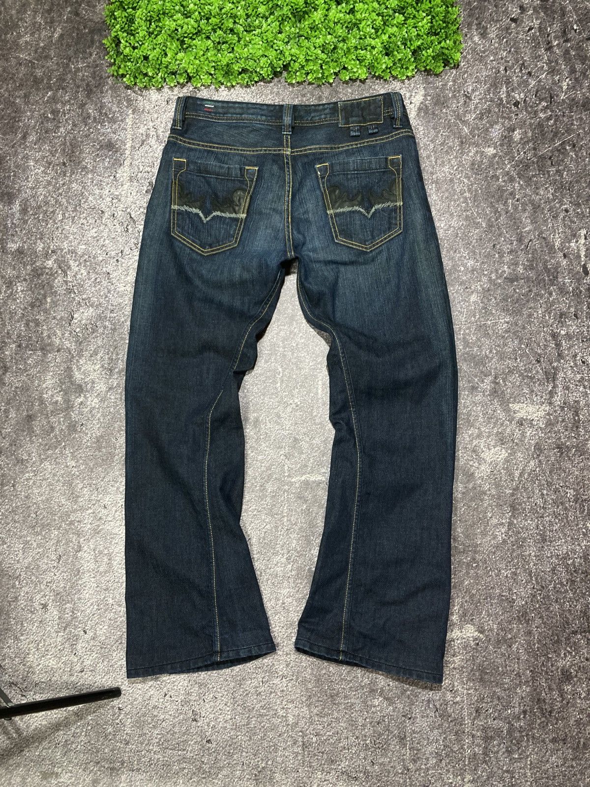 Diesel DIESEL Vintage Jeans Distressed Denim Flared Patch Pockets Size US 30 / EU 46 - 10 Thumbnail