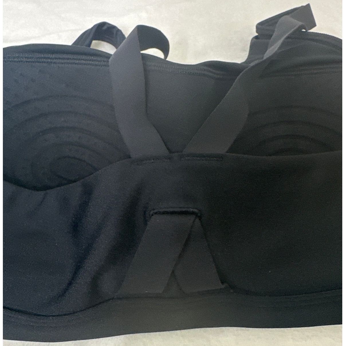 Under Armour Under Armor Black Lightly Padded Molded Sports Bra Medium Size ONE SIZE - 3 Thumbnail