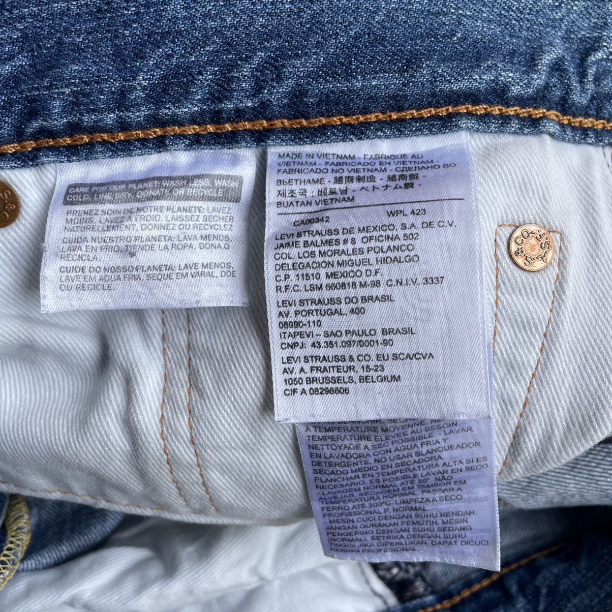 Levi's Vintage Clothing 🔥Vintage Levis 502 Stoned Washed Ripped Distress Denim Jeans Size US 34 / EU 50 - 13 Thumbnail