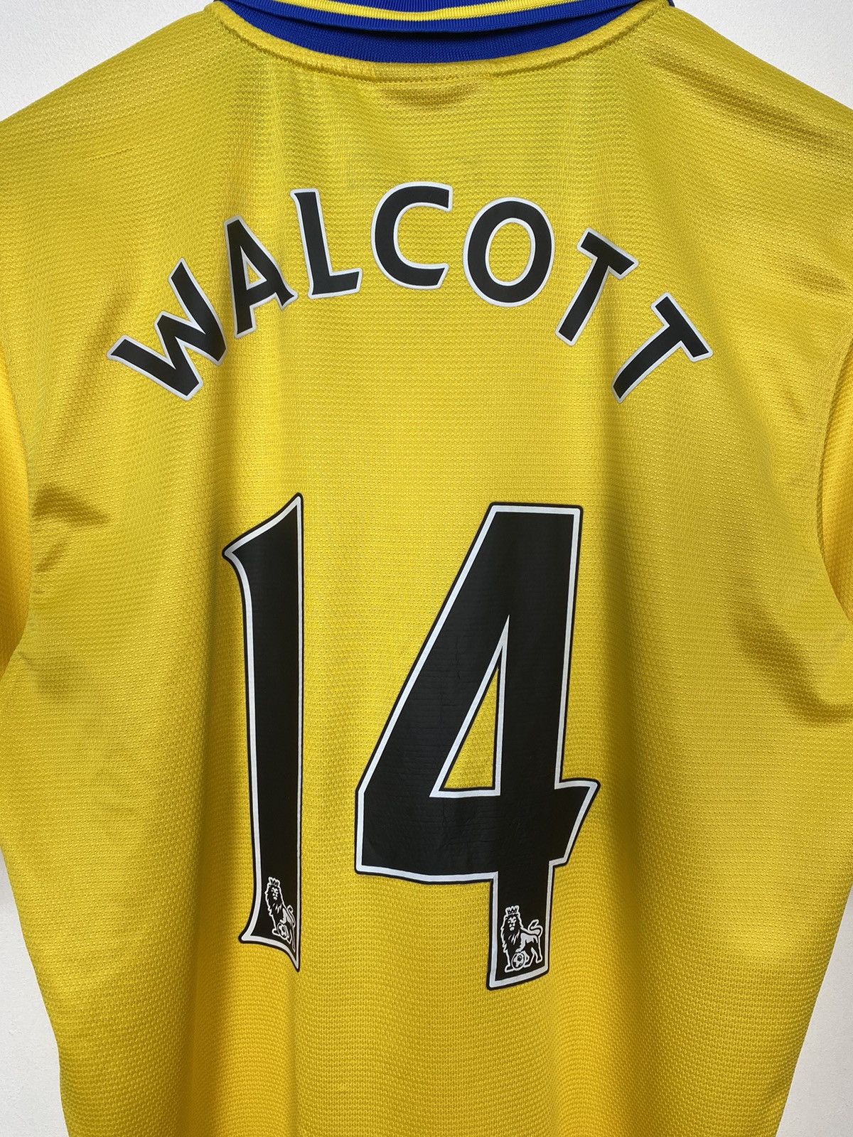 Vintage Arsenal 2013 2014 Away Jersey Shirt Nike #14 Walcott Yellow Size US M / EU 48-50 / 2 - 15 Thumbnail