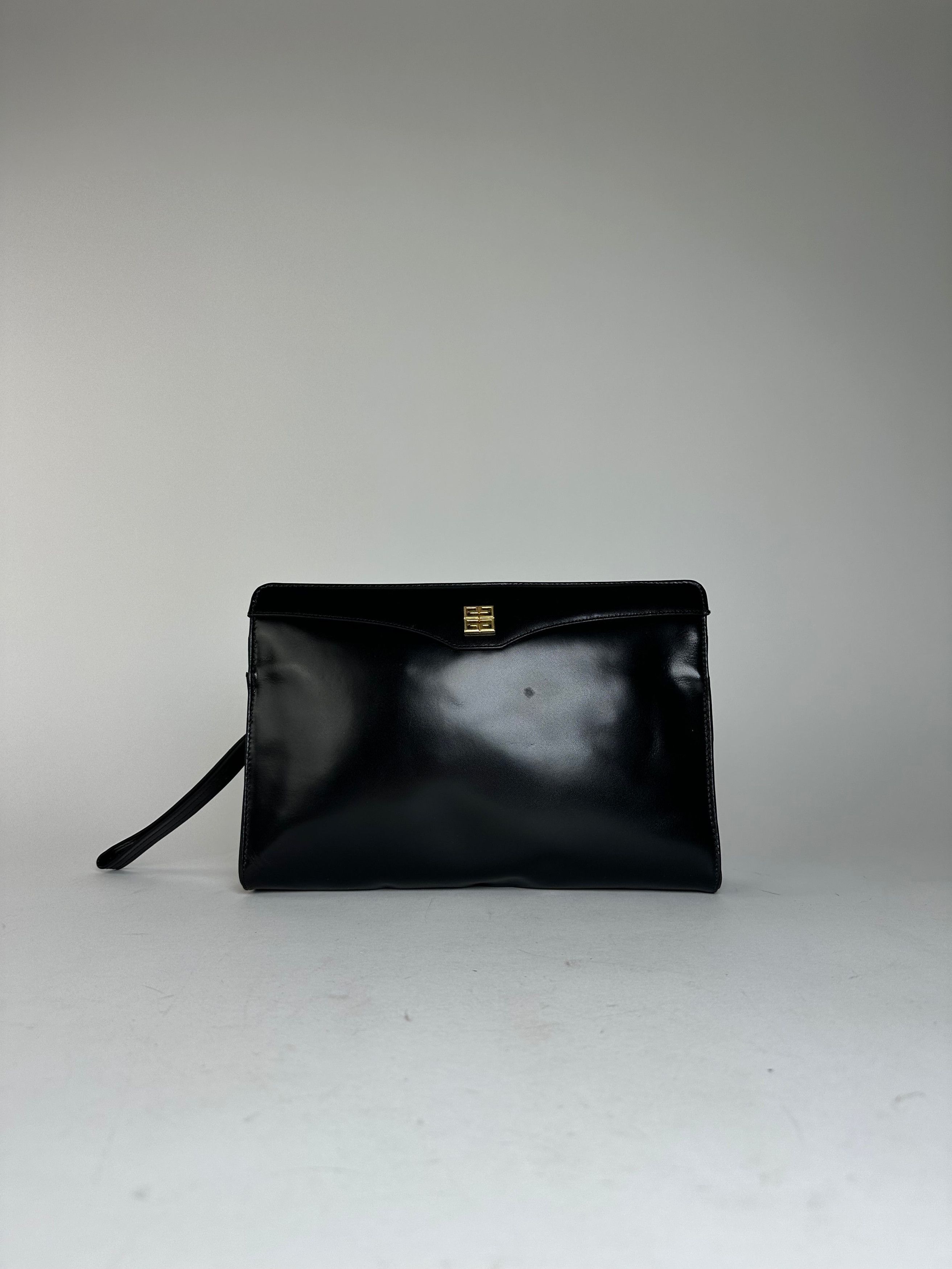 Givenchy Vintage Leather Clutch Black Size ONE SIZE - 1 Thumbnail
