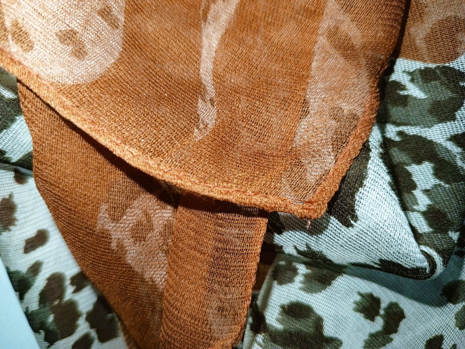 Yves Saint Laurent Yves Saint LAURENT YSL Paris Leopard Vintage Silk Scarf Size ONE SIZE - 9 Thumbnail