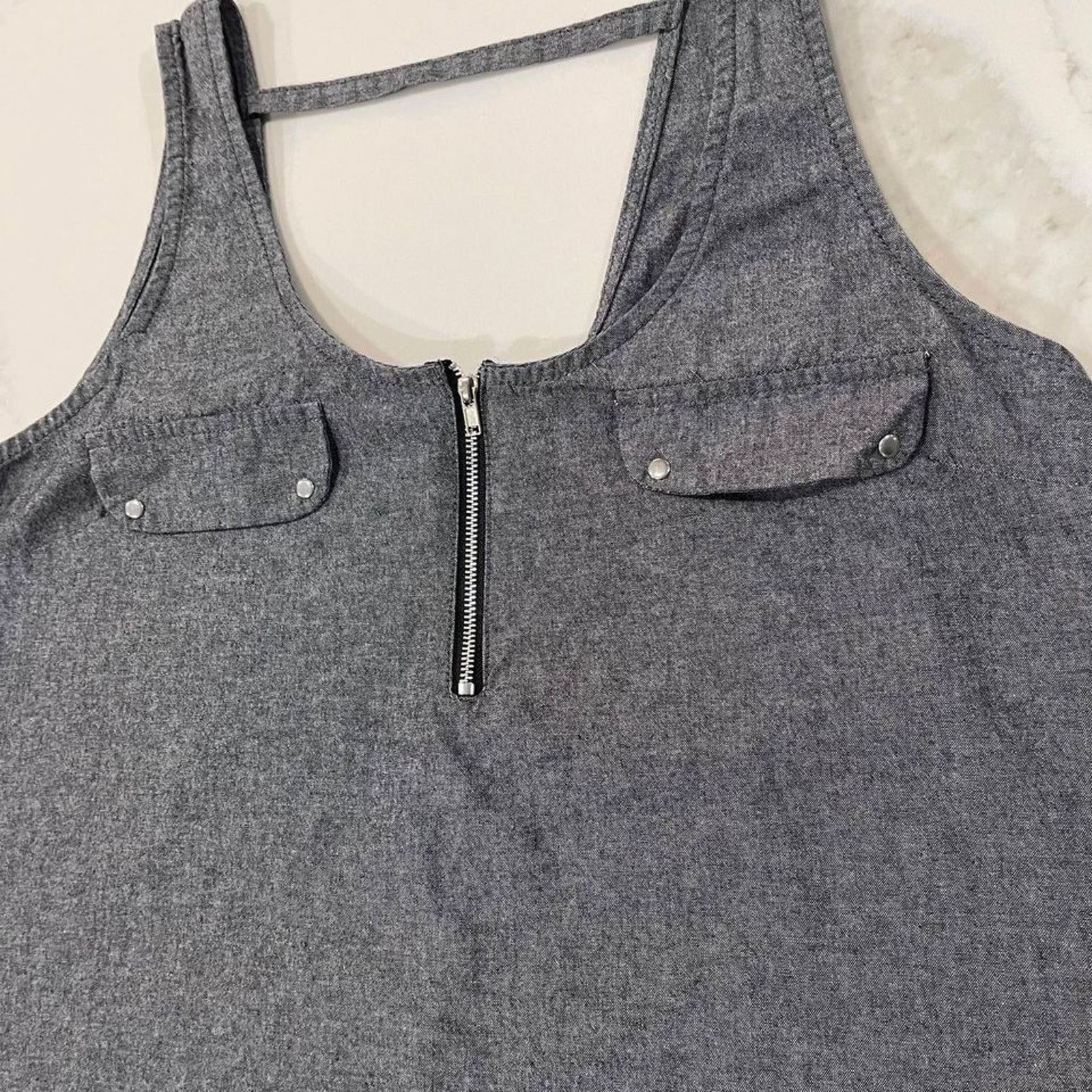 New Look New Look Gray Sleeveless Blouse Silver Accents Womens Medium Size M / US 6-8 / IT 42-44 - 2 Thumbnail