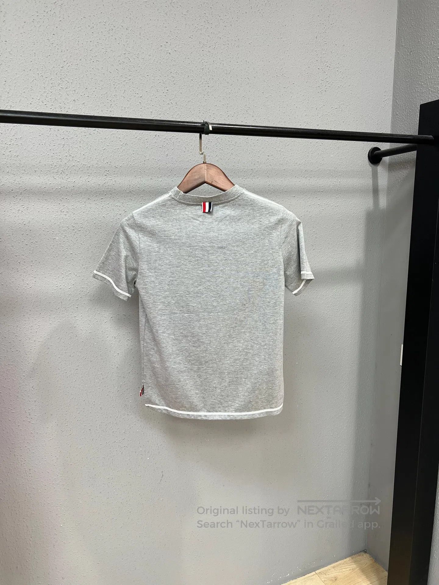 Thom Browne Thom Browne Grey White-Trim Basic Short Sleeve T-Shirt| Size XS / US 0-2 / IT 36-38 - 2 Thumbnail