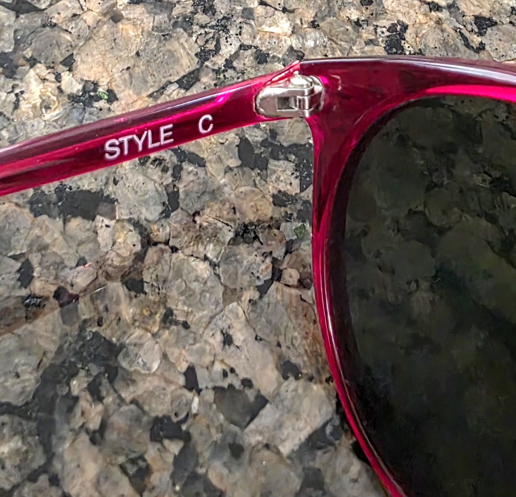 RayBan Ray Ban Bausch & Lomb Sunglasses Style C B&L Rare Red Frame Size ONE SIZE - 7 Thumbnail